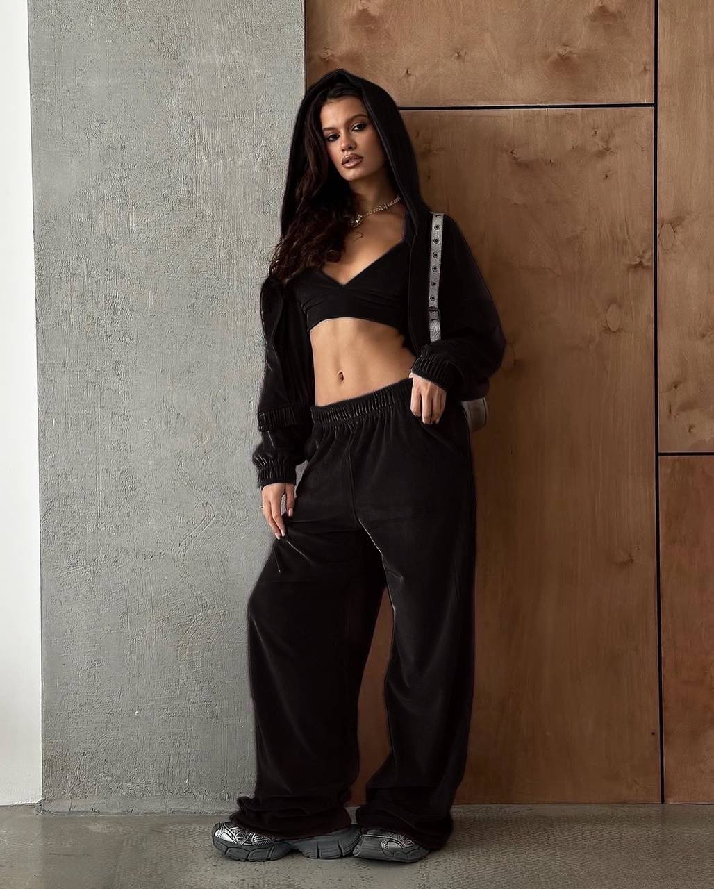 8be77df6-7f46-11f0-8624-dee18ff4e8c0_0