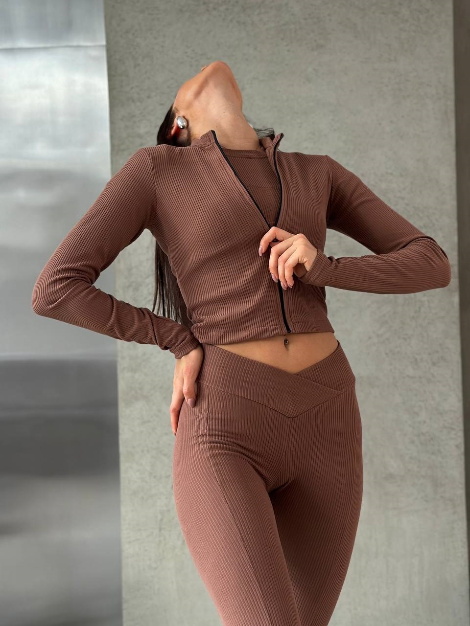 8c0e993d-a992-11ef-8620-dee18ff4e8c0_2