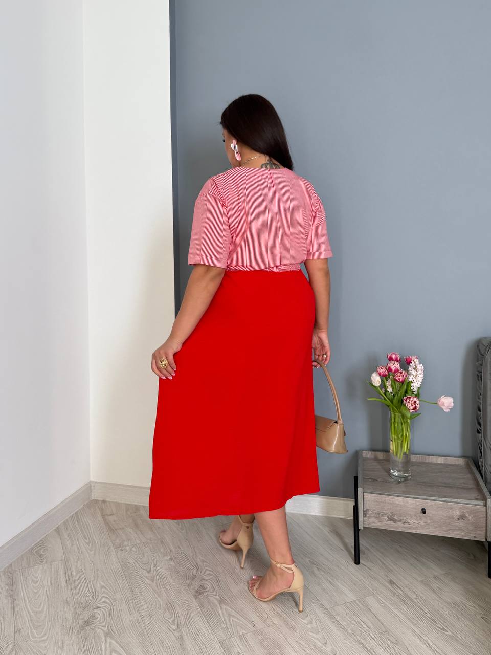 8d335889-0c05-11f0-8621-dee18ff4e8c0_1