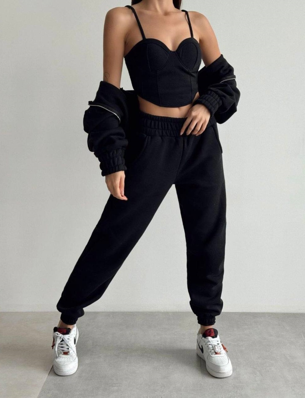 8df59d2f-cf63-11ee-ad4f-166b0be12ee5_0