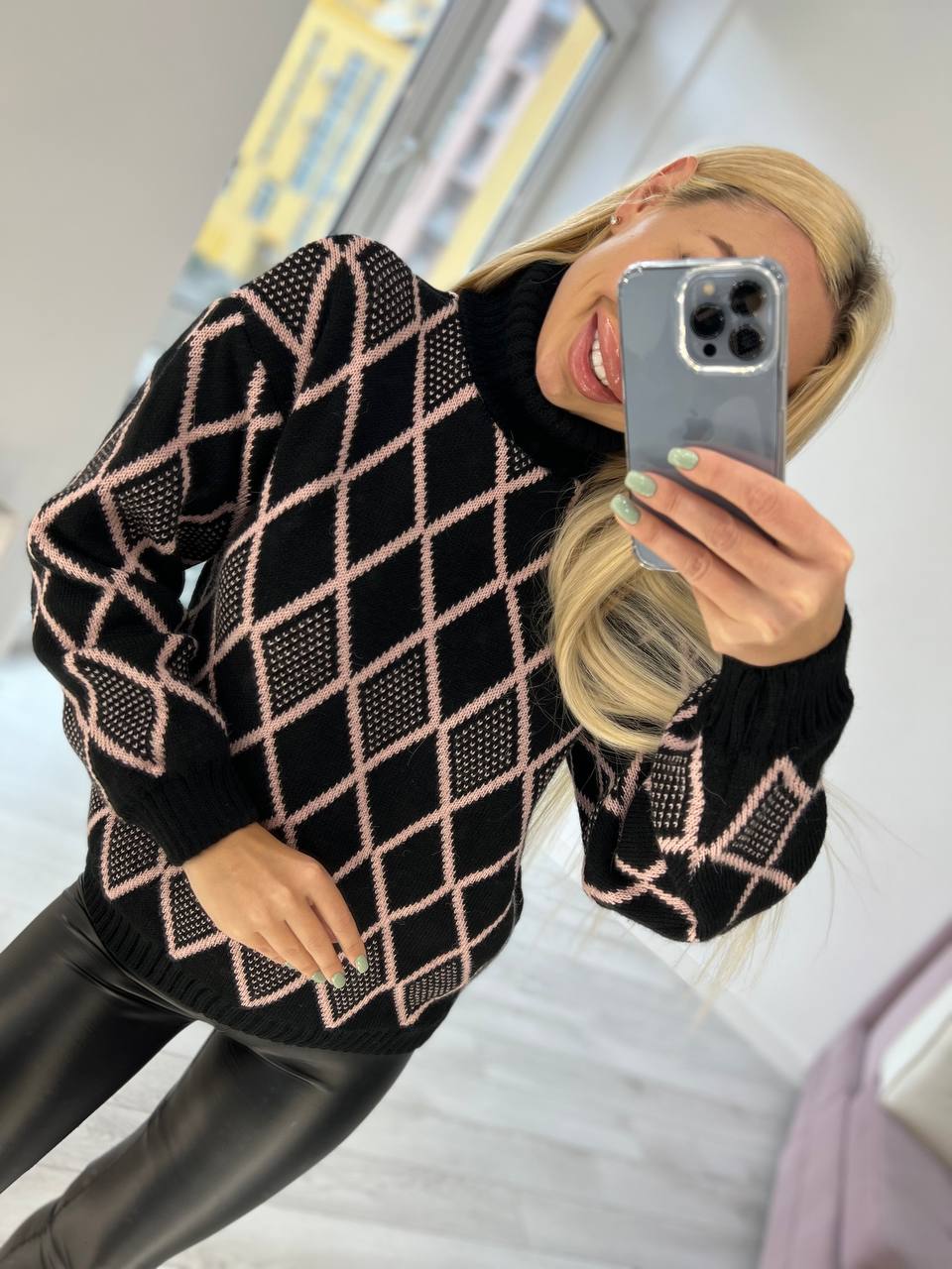 8dfcc06c-3f33-11ed-acc4-166b0be12ee5_0