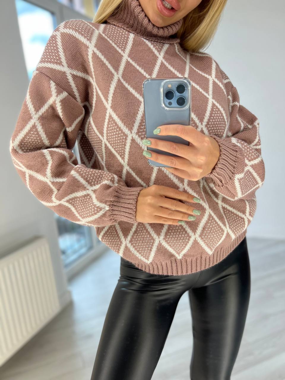 8dfcc074-3f33-11ed-acc4-166b0be12ee5_1