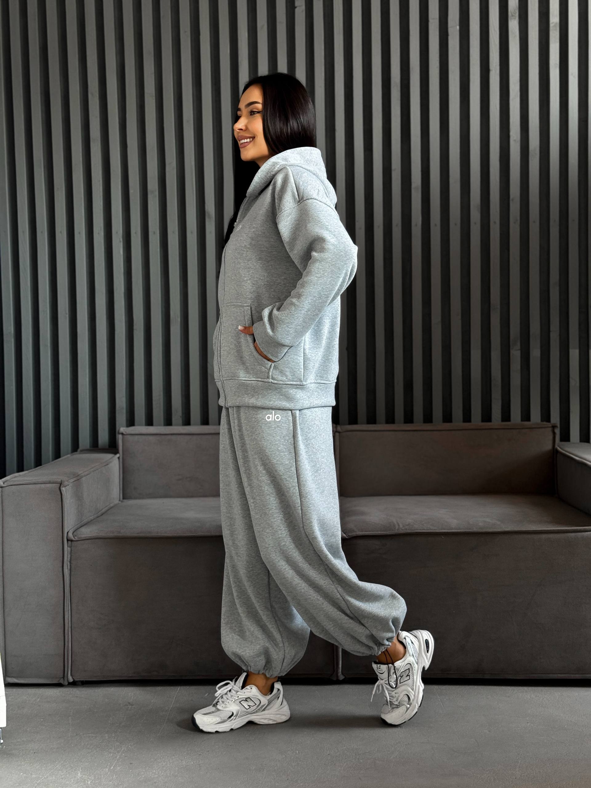 8e5b963e-a147-11f0-8624-dee18ff4e8c0_2