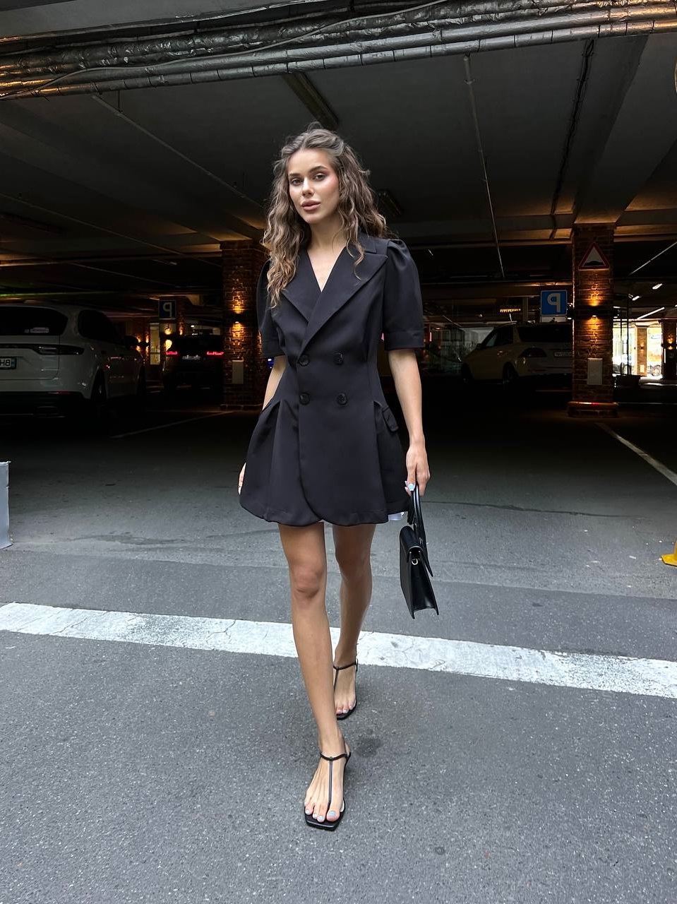 8fb90a30-3d77-11f0-8622-dee18ff4e8c0_0