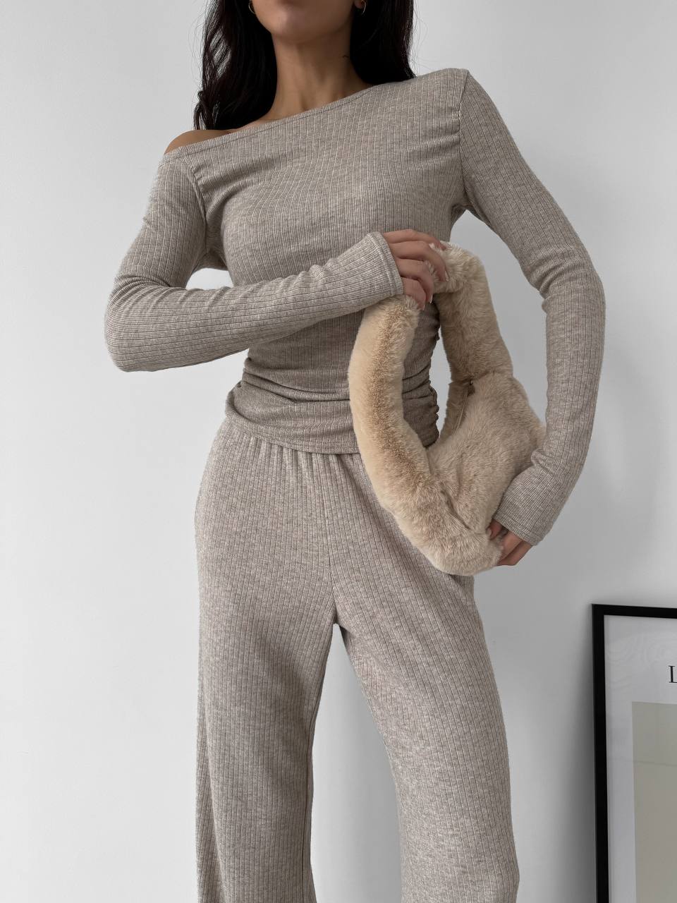 922ddf1b-8b13-11f0-8624-dee18ff4e8c0_1