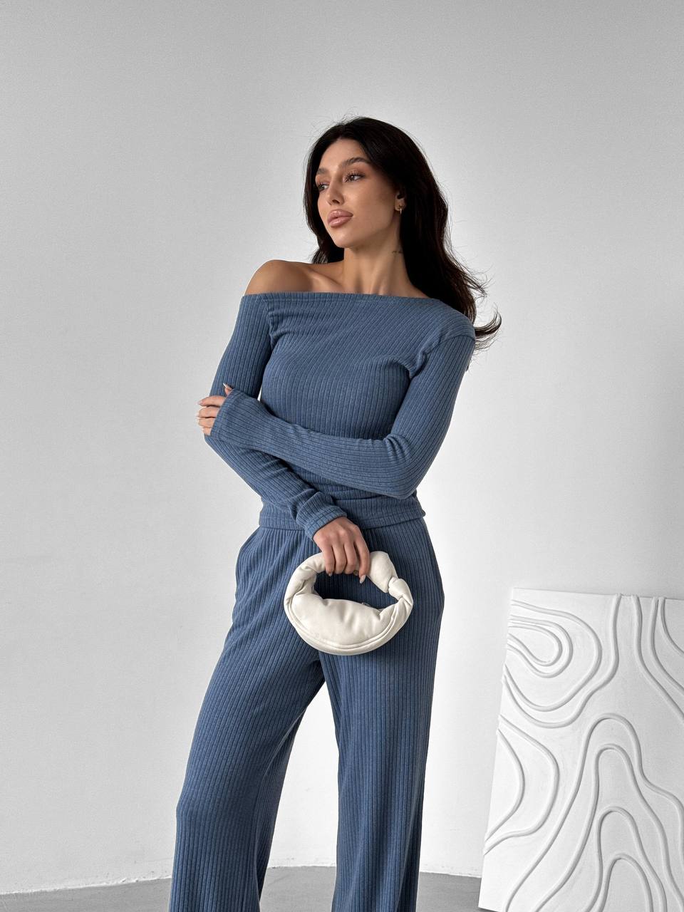 922ddf2d-8b13-11f0-8624-dee18ff4e8c0_3