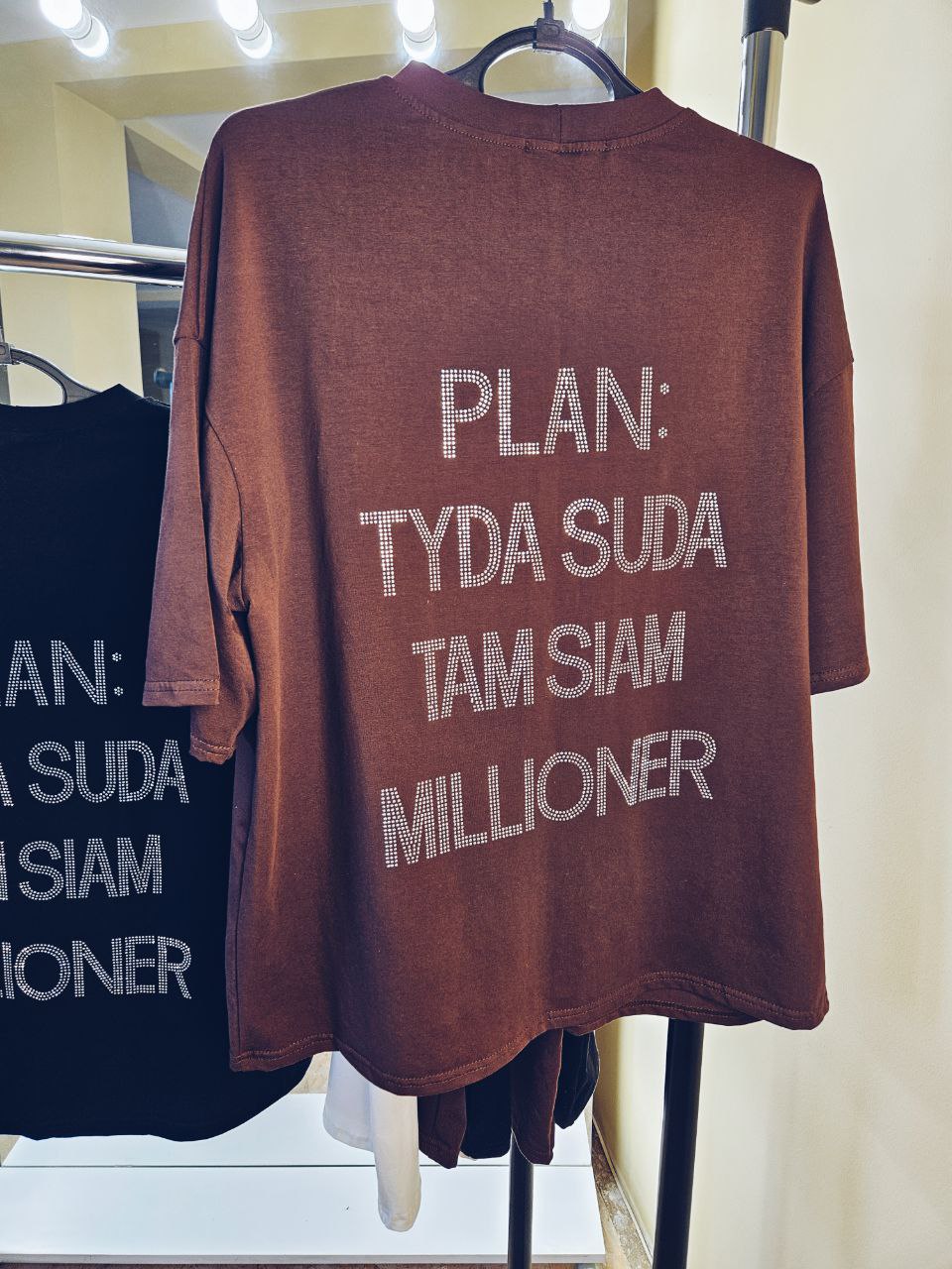 92dd9c83-5121-11f0-8622-dee18ff4e8c0_0