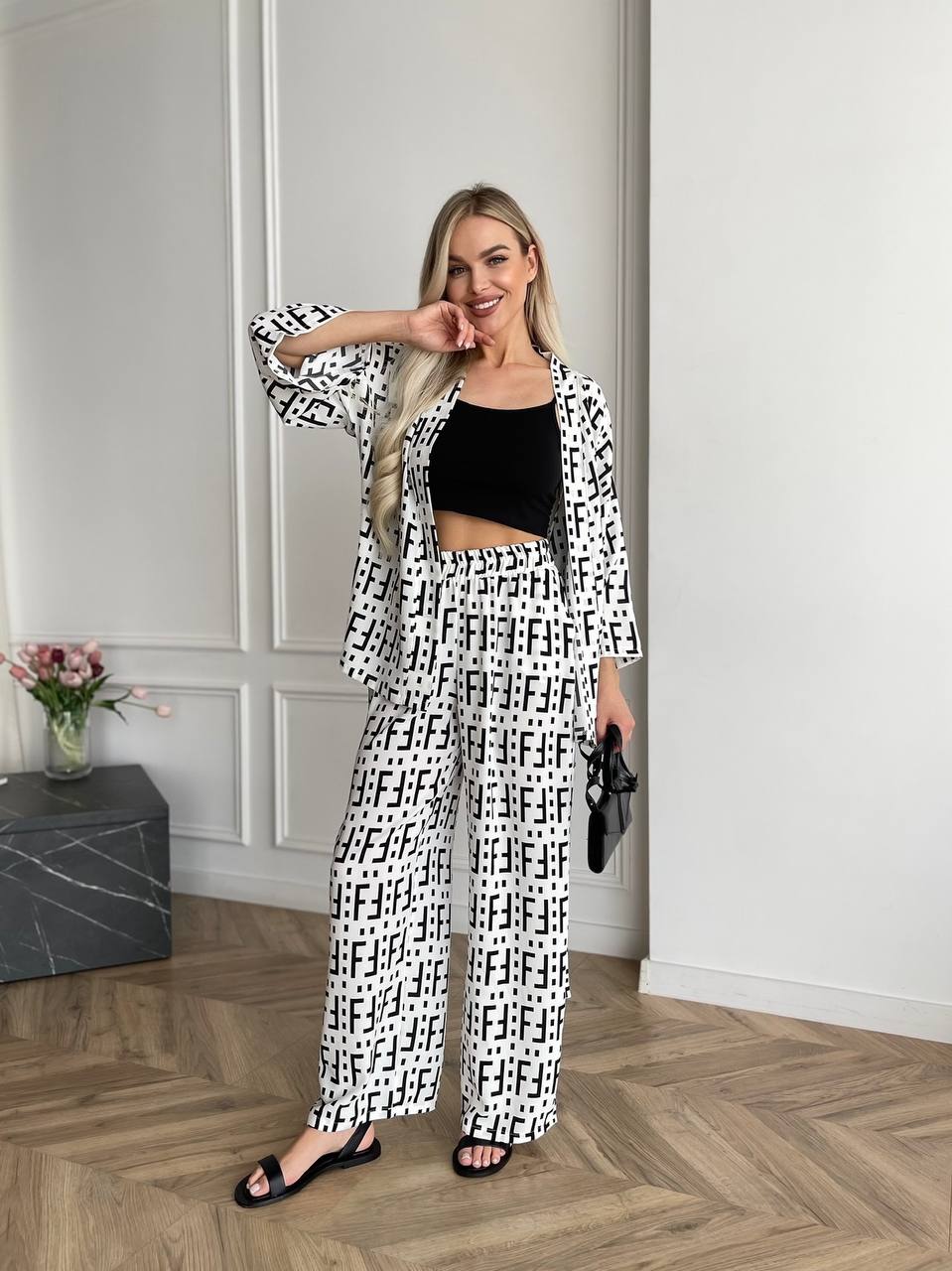 9460e15f-3fd1-11f0-8622-dee18ff4e8c0_1