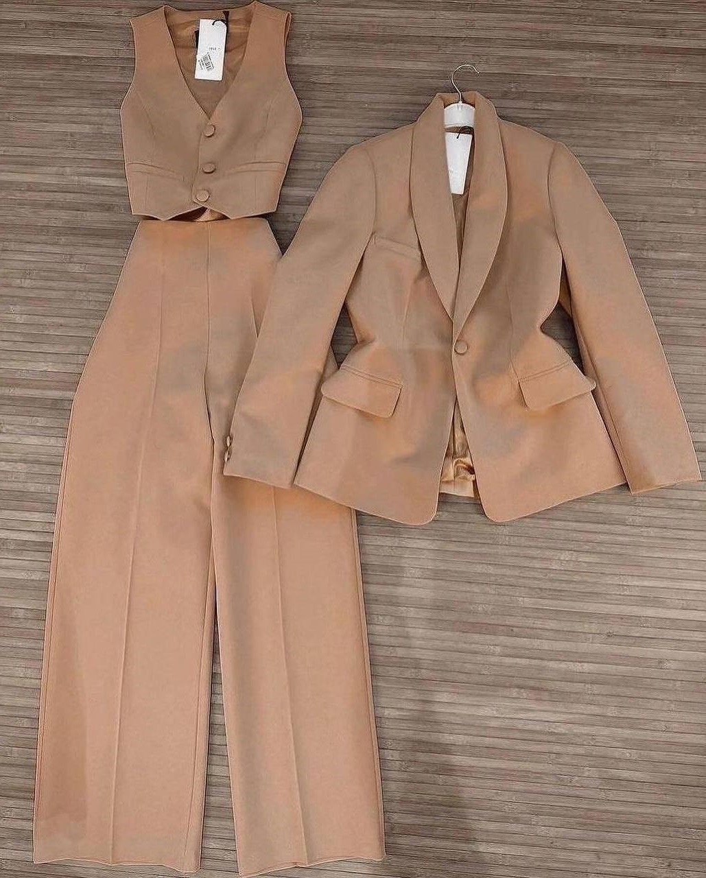 95b330f3-eef1-11ef-8621-dee18ff4e8c0_0