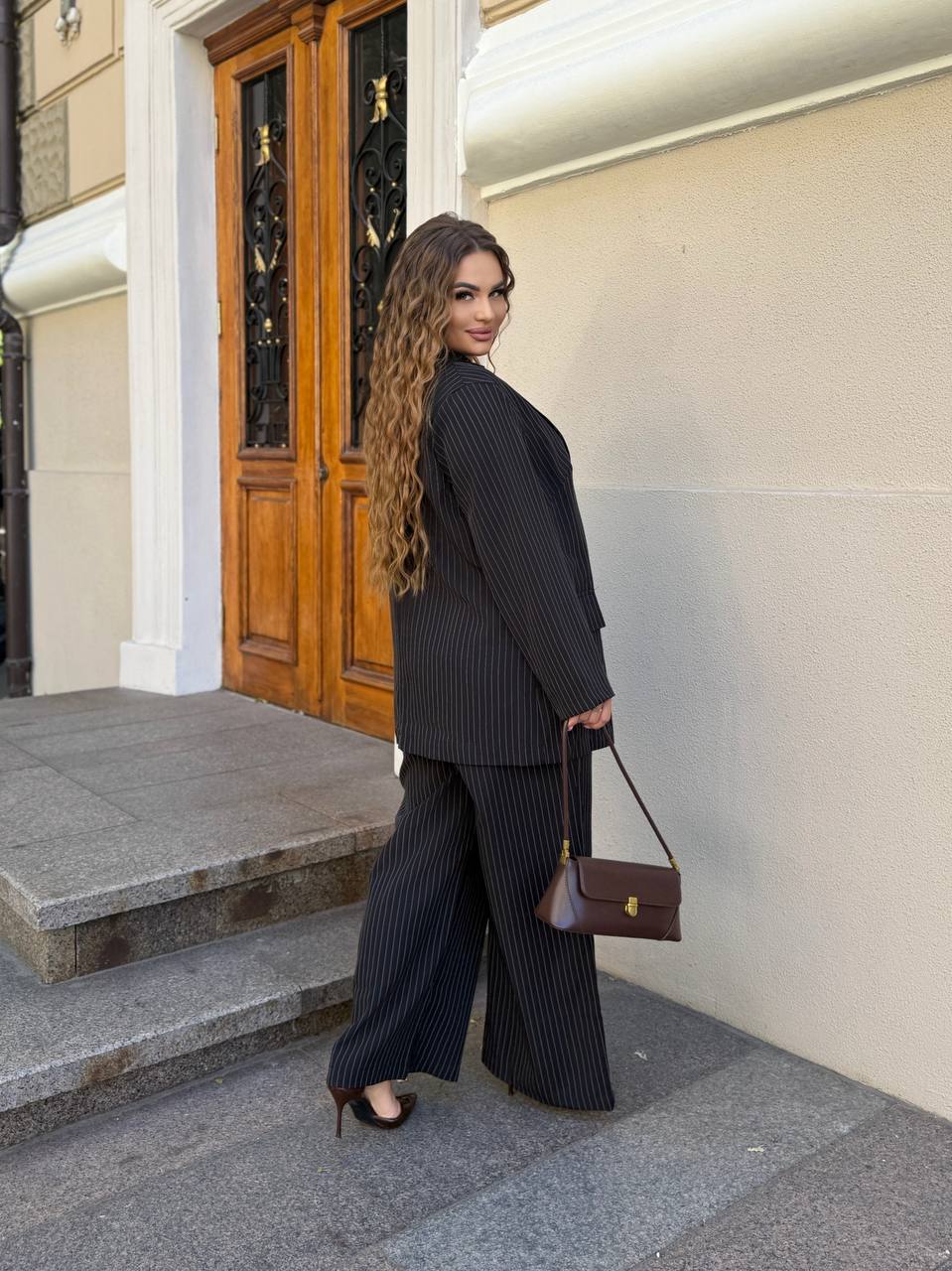 95d82cb9-7f87-11f0-8624-dee18ff4e8c0_1