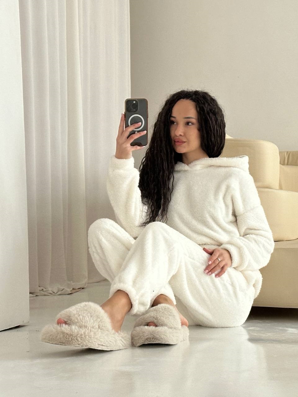 95ea28f7-901b-11ee-ad3d-166b0be12ee5_2