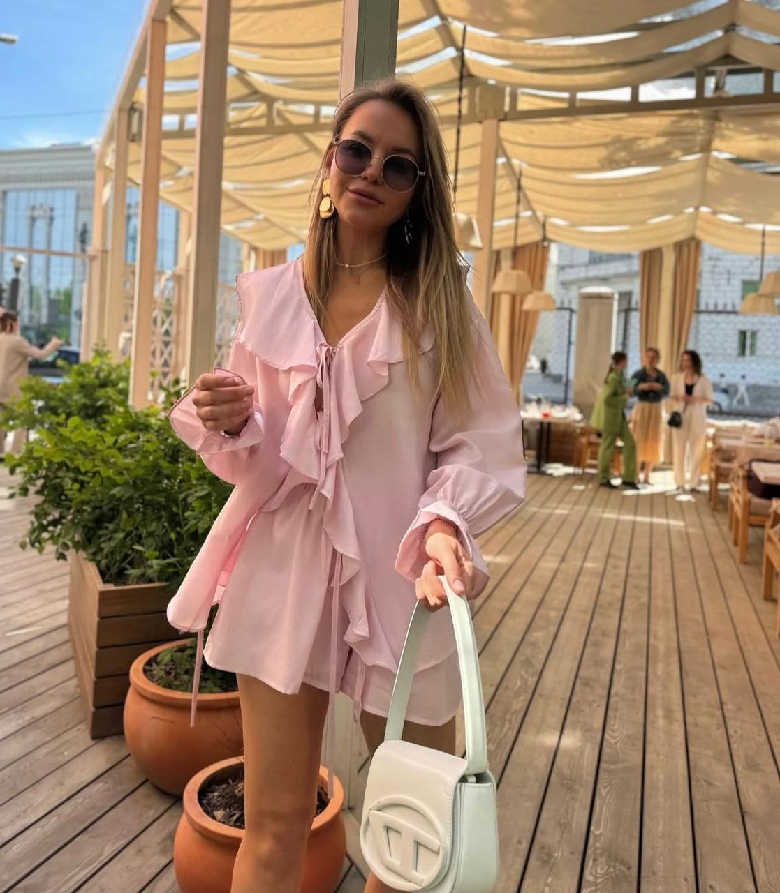 96860a44-66ab-11f0-8624-dee18ff4e8c0_1