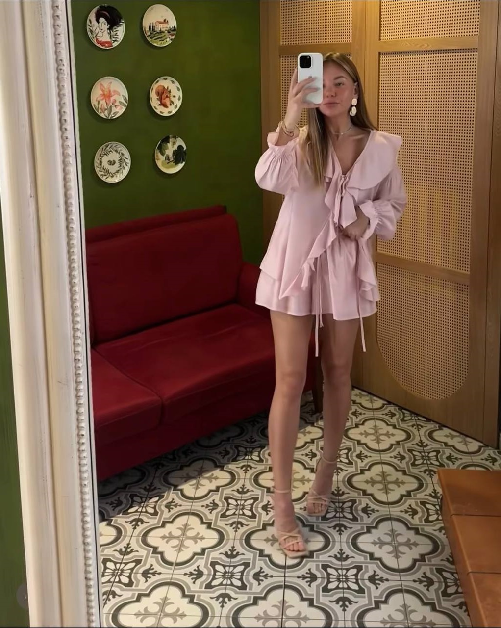 96860a44-66ab-11f0-8624-dee18ff4e8c0_2