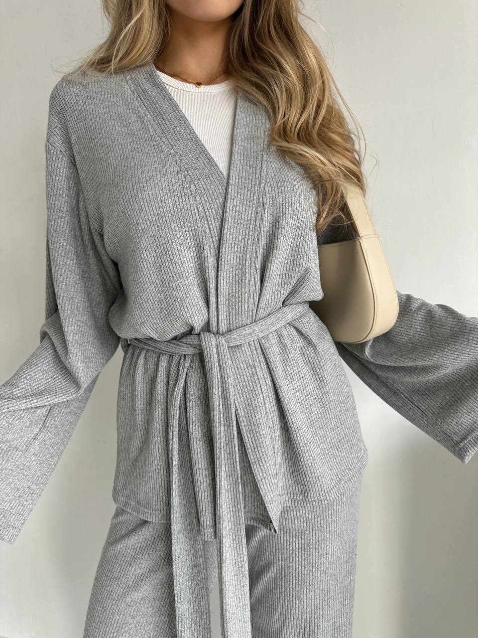 96efce28-1e07-11f0-8621-dee18ff4e8c0_2