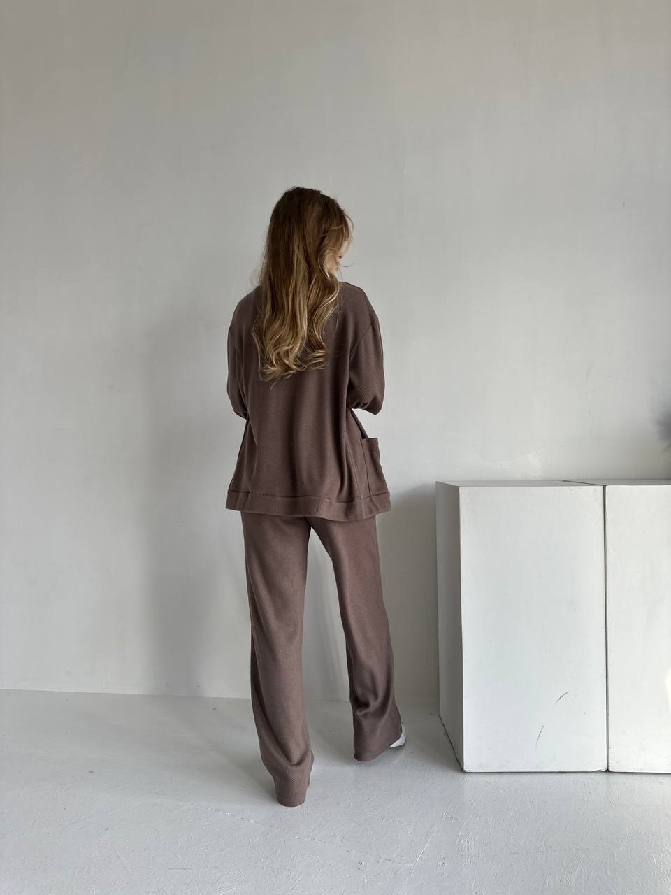 96efce31-1e07-11f0-8621-dee18ff4e8c0_2