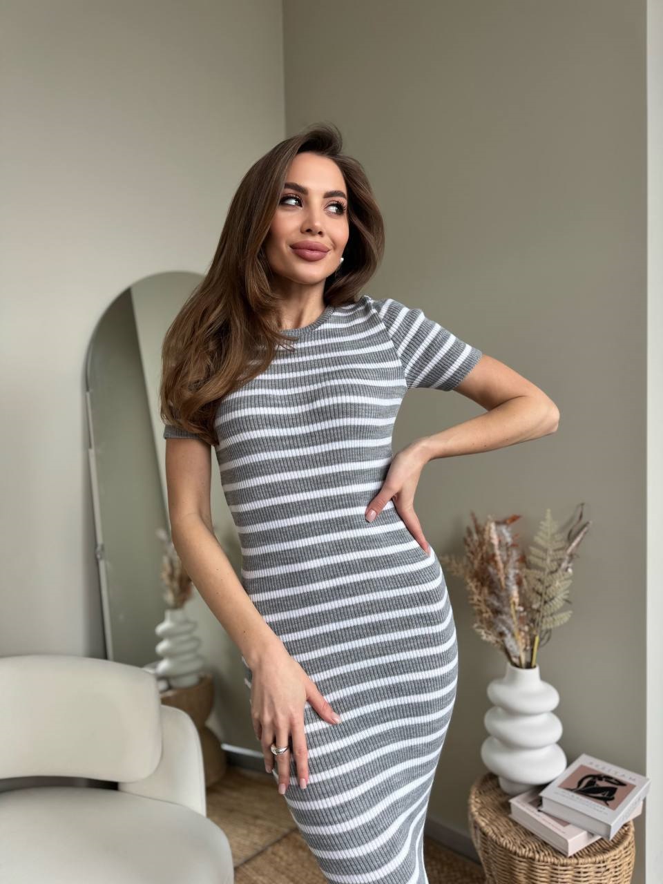 97076e30-1104-11f0-8621-dee18ff4e8c0_2