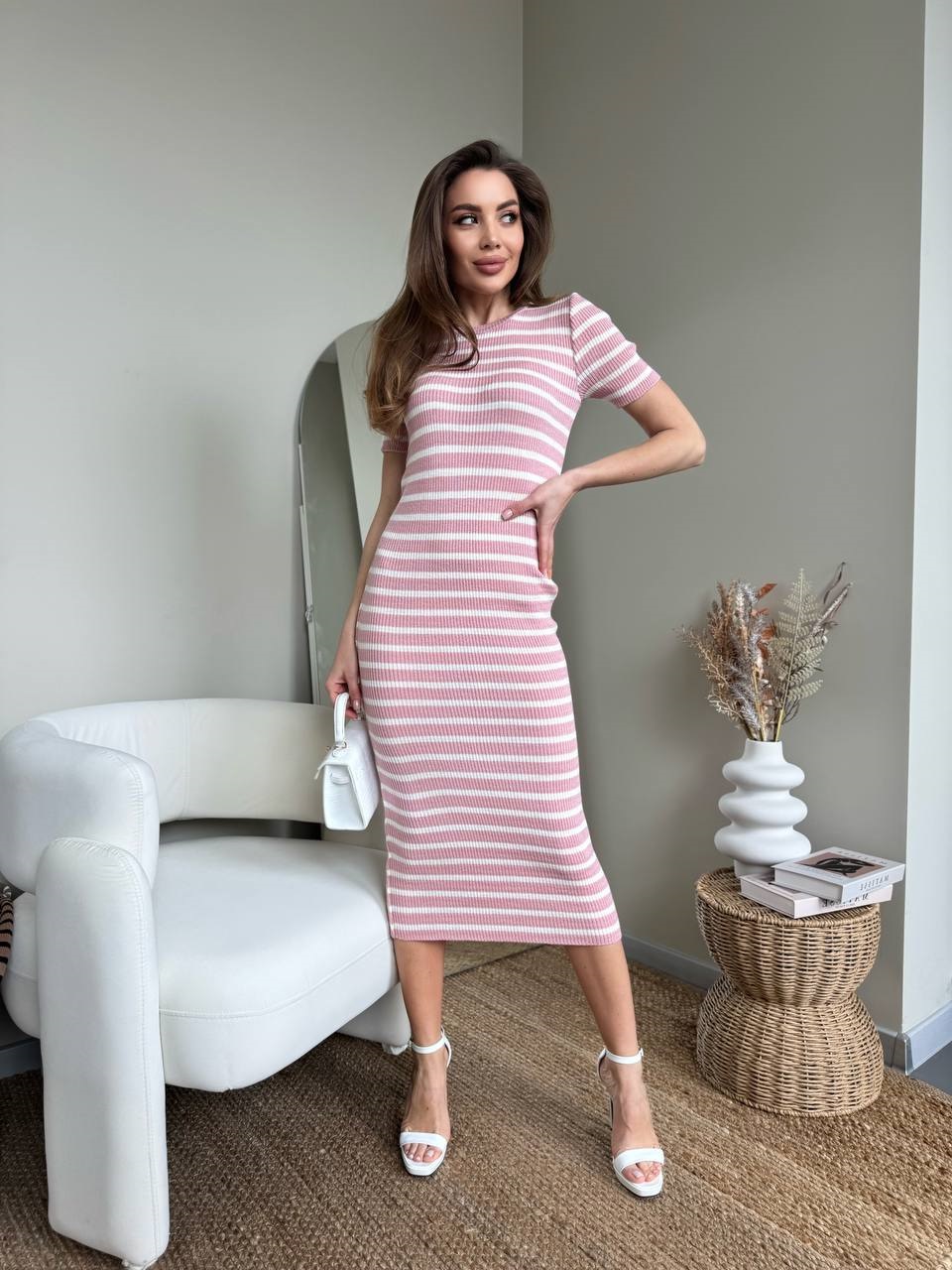 97076e37-1104-11f0-8621-dee18ff4e8c0_0