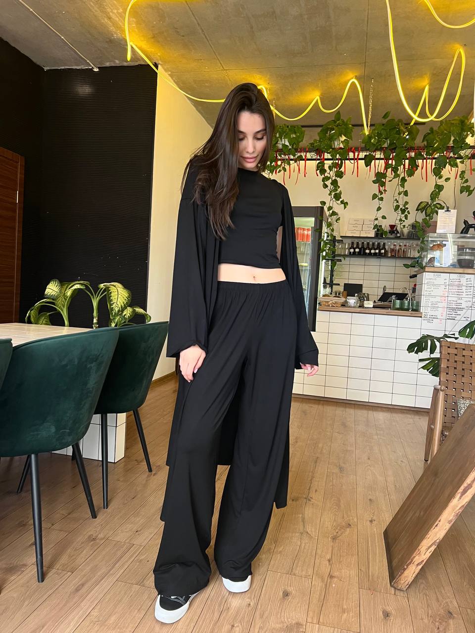 979ff900-2844-11f0-8622-dee18ff4e8c0_1