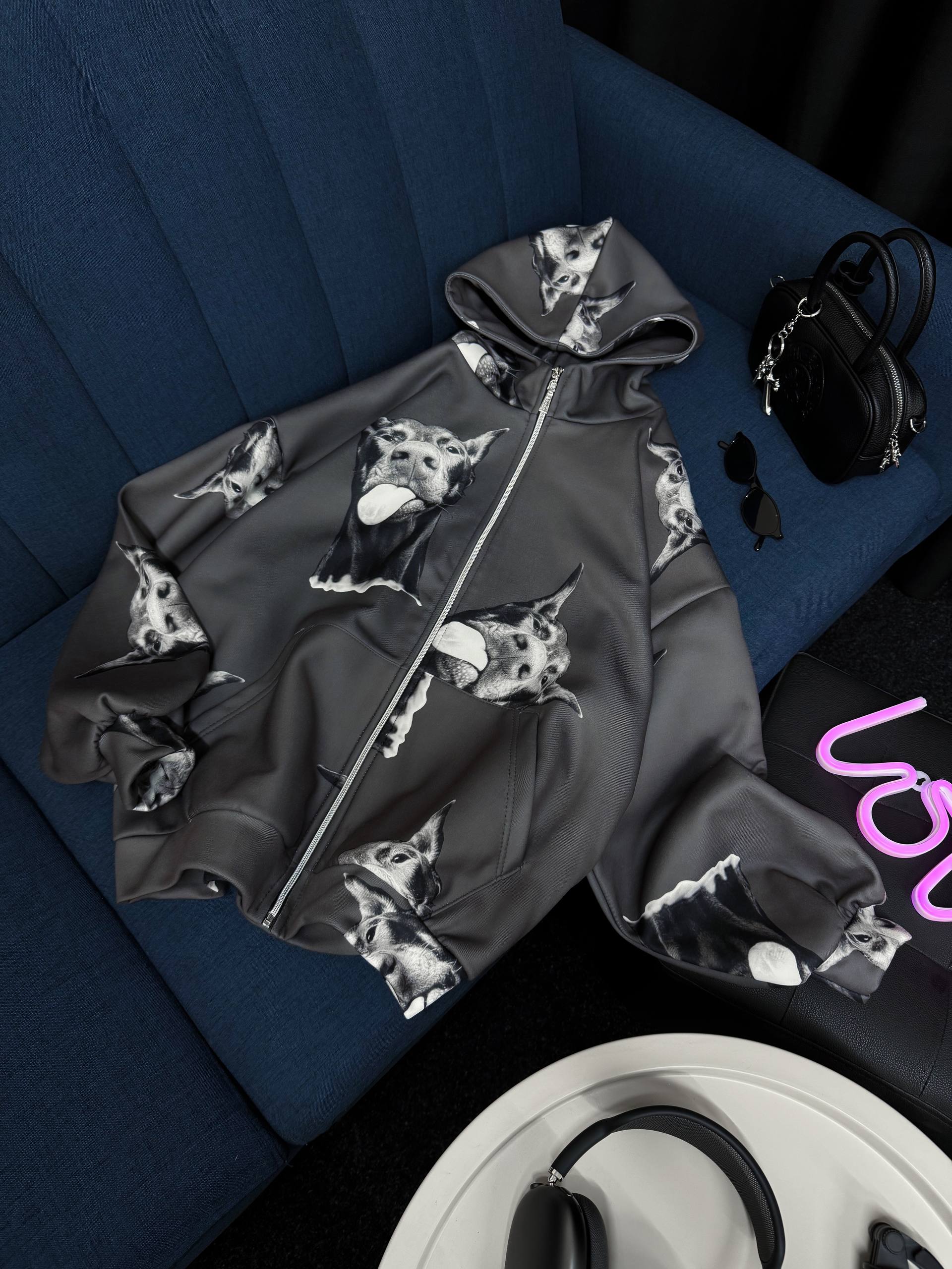 97d53b5e-9afd-11f0-8624-dee18ff4e8c0_1