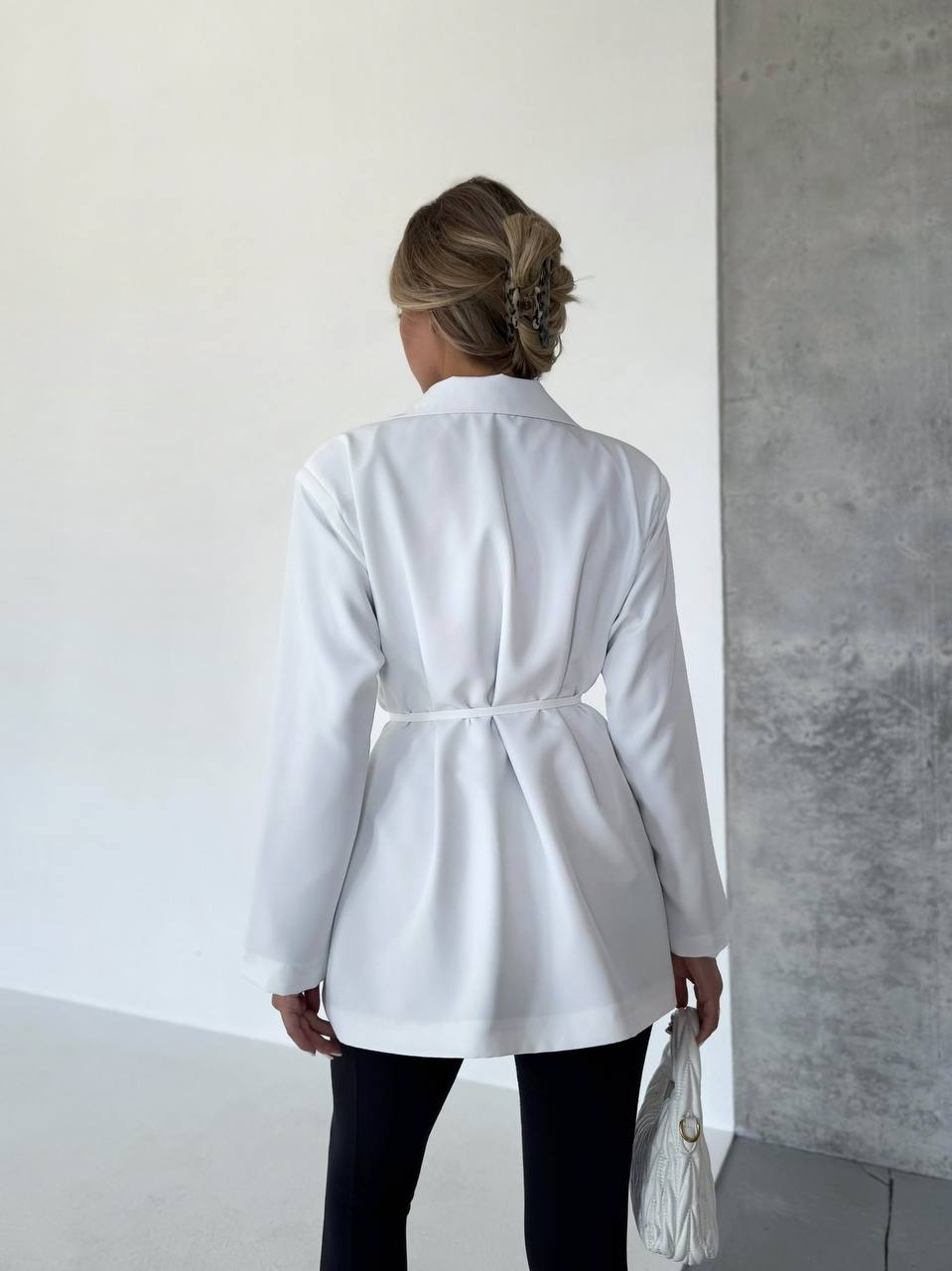 9b21c498-7f37-11f0-8624-dee18ff4e8c0_1