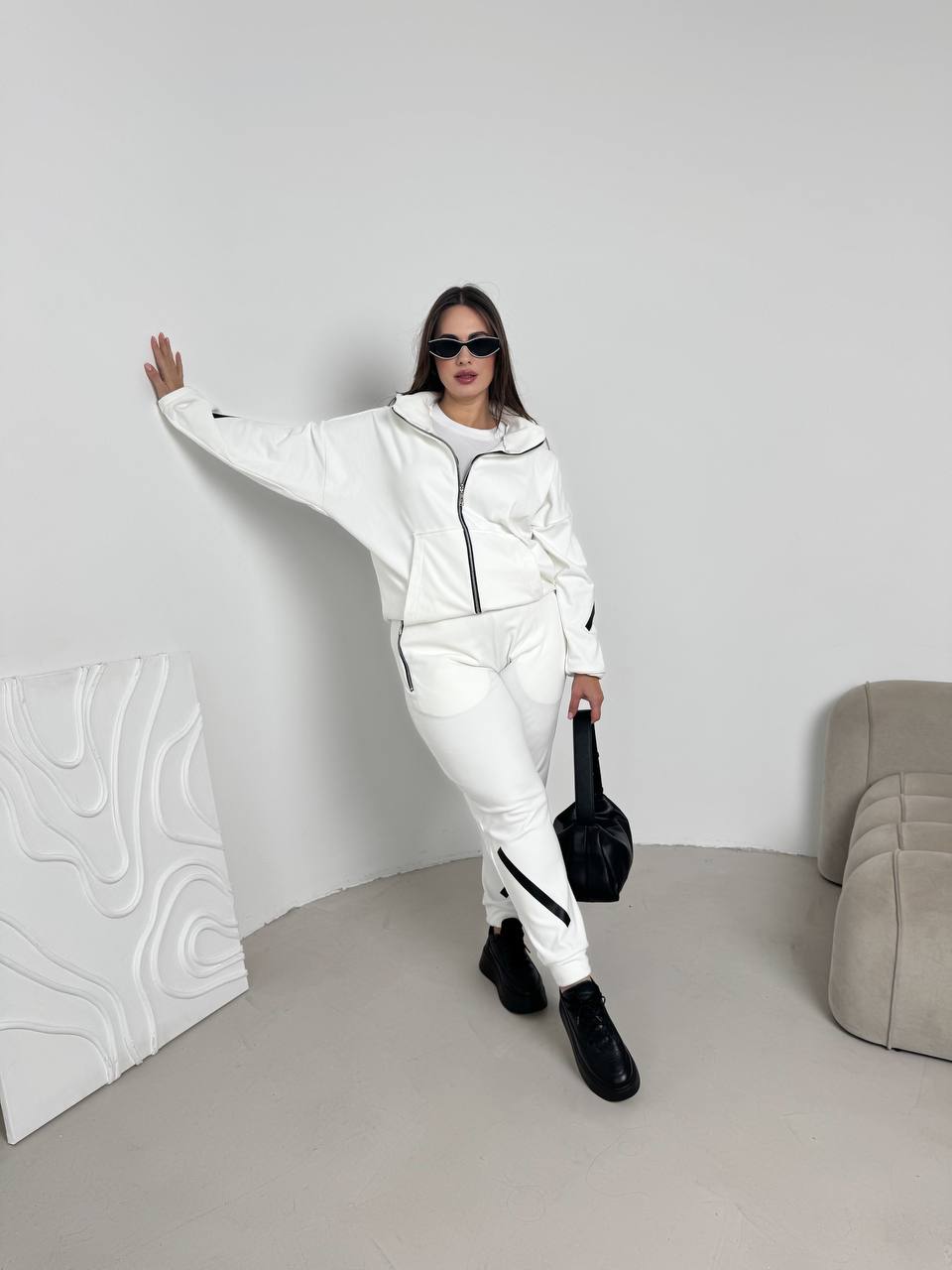 9b349a36-eccc-11ef-8621-dee18ff4e8c0_2