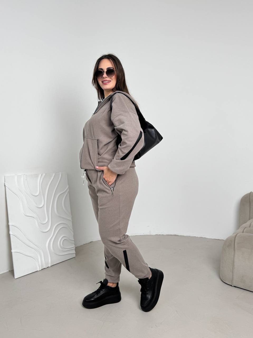 9b349a3f-eccc-11ef-8621-dee18ff4e8c0_2