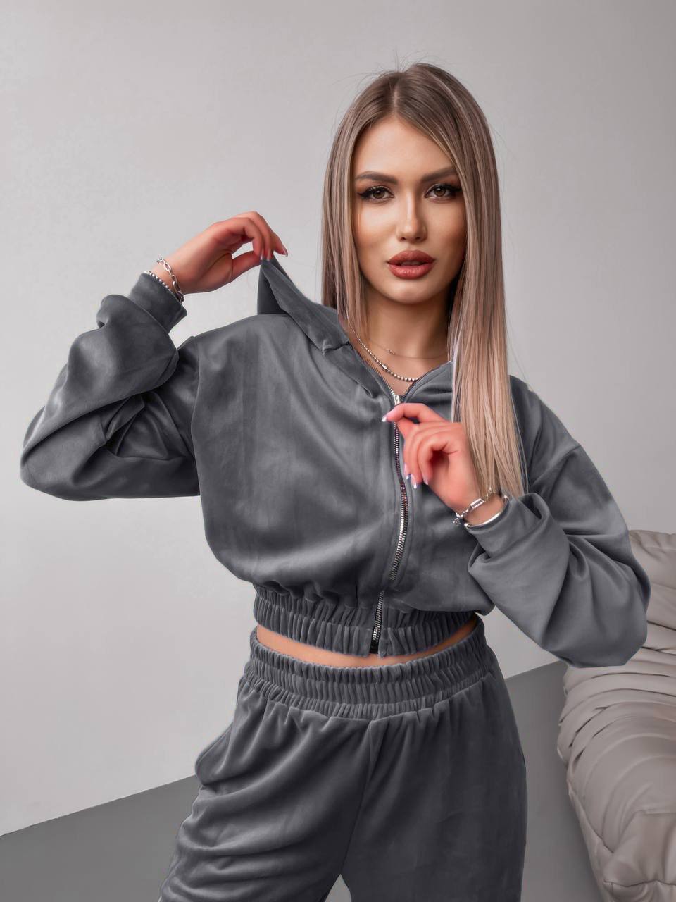 9c41a83c-d9db-11ef-8621-dee18ff4e8c0_1