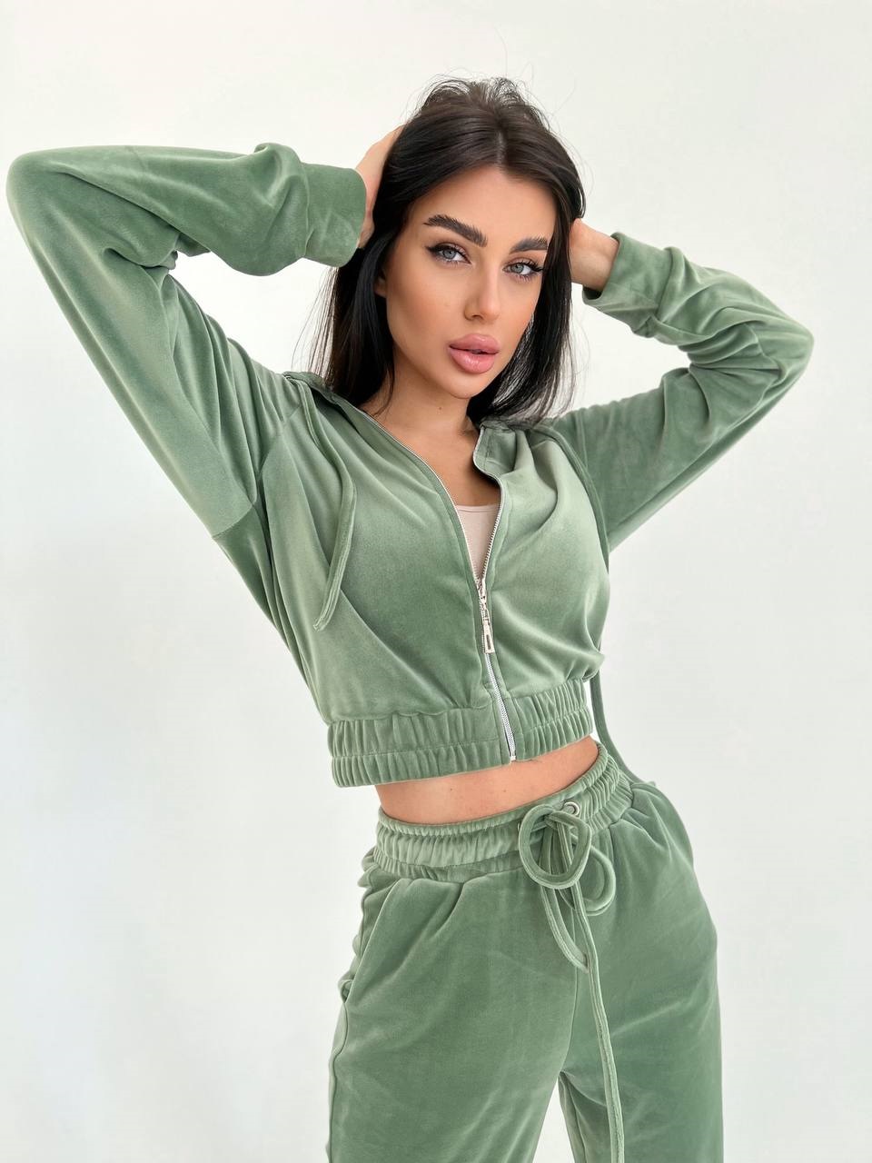 9cc42339-c9e6-11ed-aceb-166b0be12ee5_1