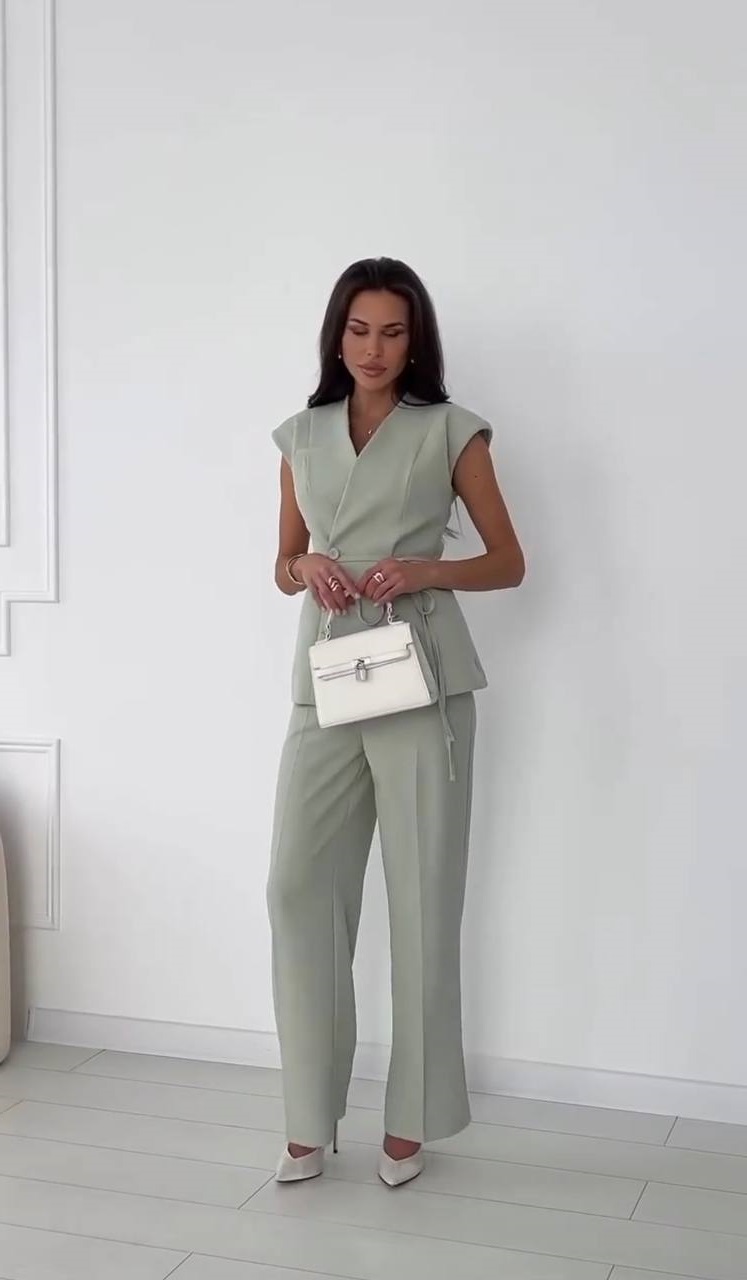 9d0484ff-7b5b-11f0-8624-dee18ff4e8c0_0