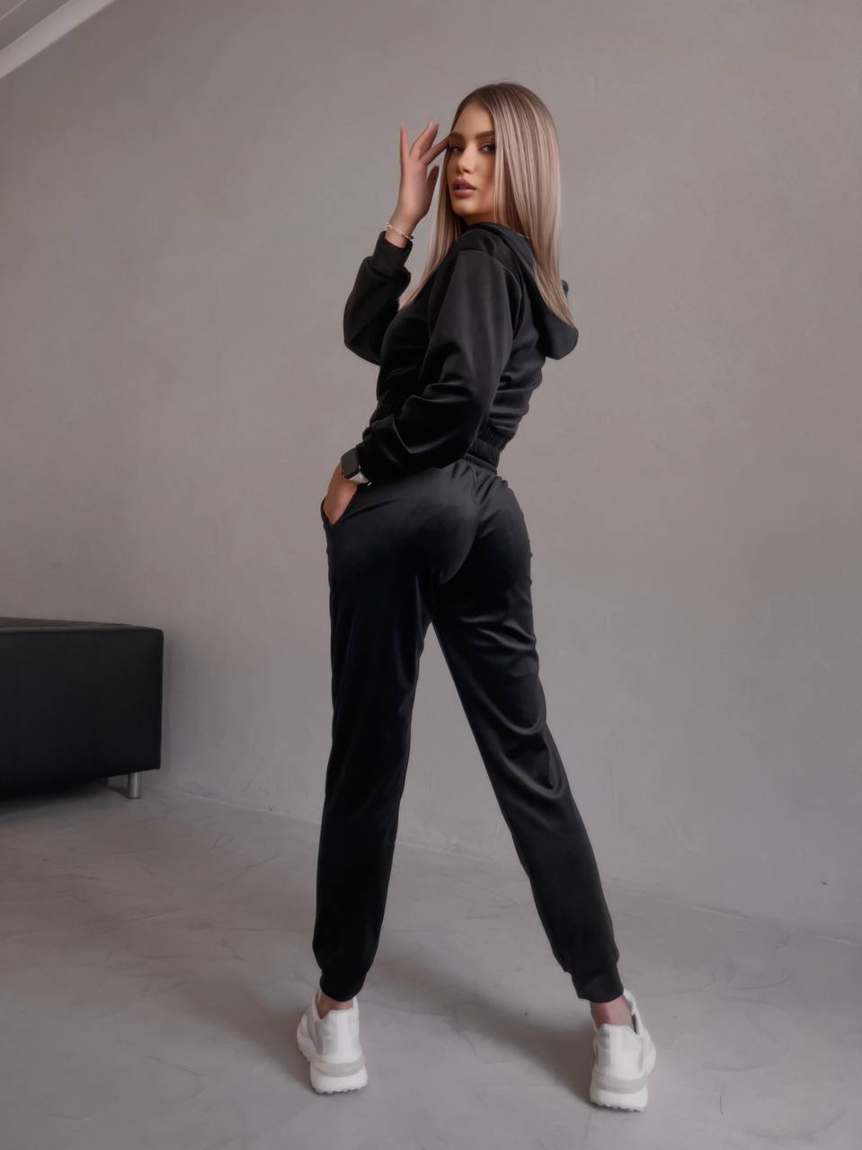 9f4b6452-d997-11ef-8621-dee18ff4e8c0_1