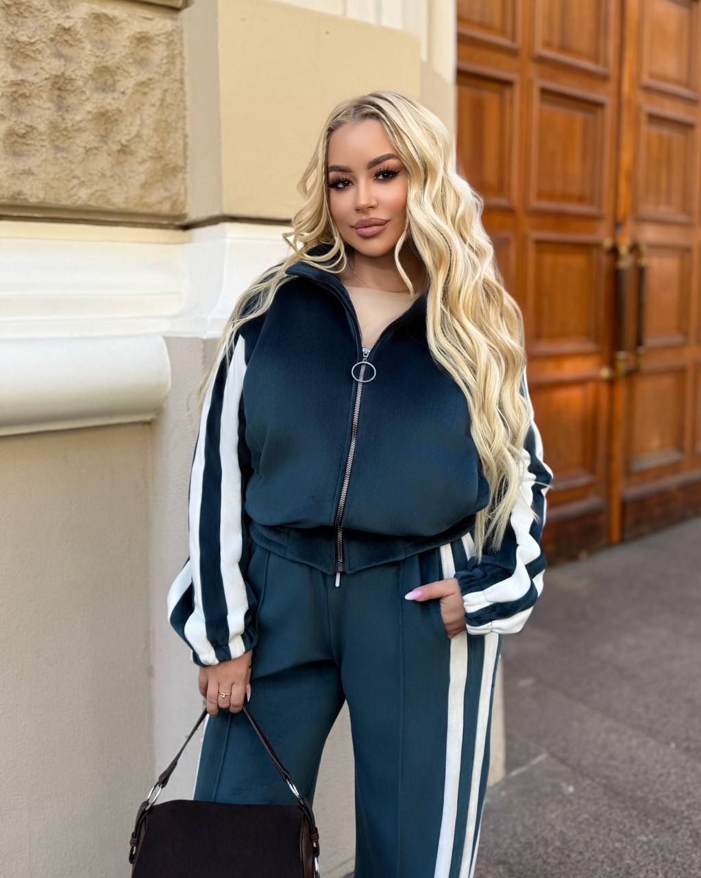 a12abea6-940d-11f0-8624-dee18ff4e8c0_2