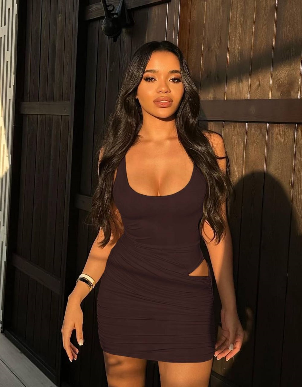 a1631dcc-5f13-11f0-8622-dee18ff4e8c0_0