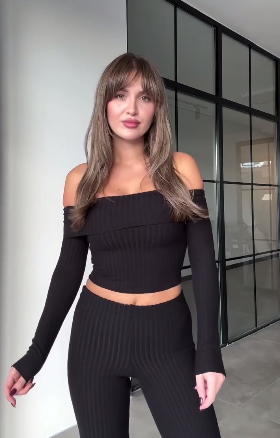 a3d31ed4-e869-11ef-8621-dee18ff4e8c0_1