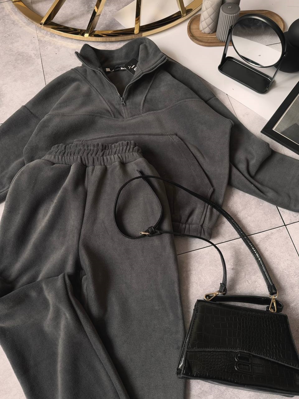 a47aede8-aa80-11ef-8620-dee18ff4e8c0_2