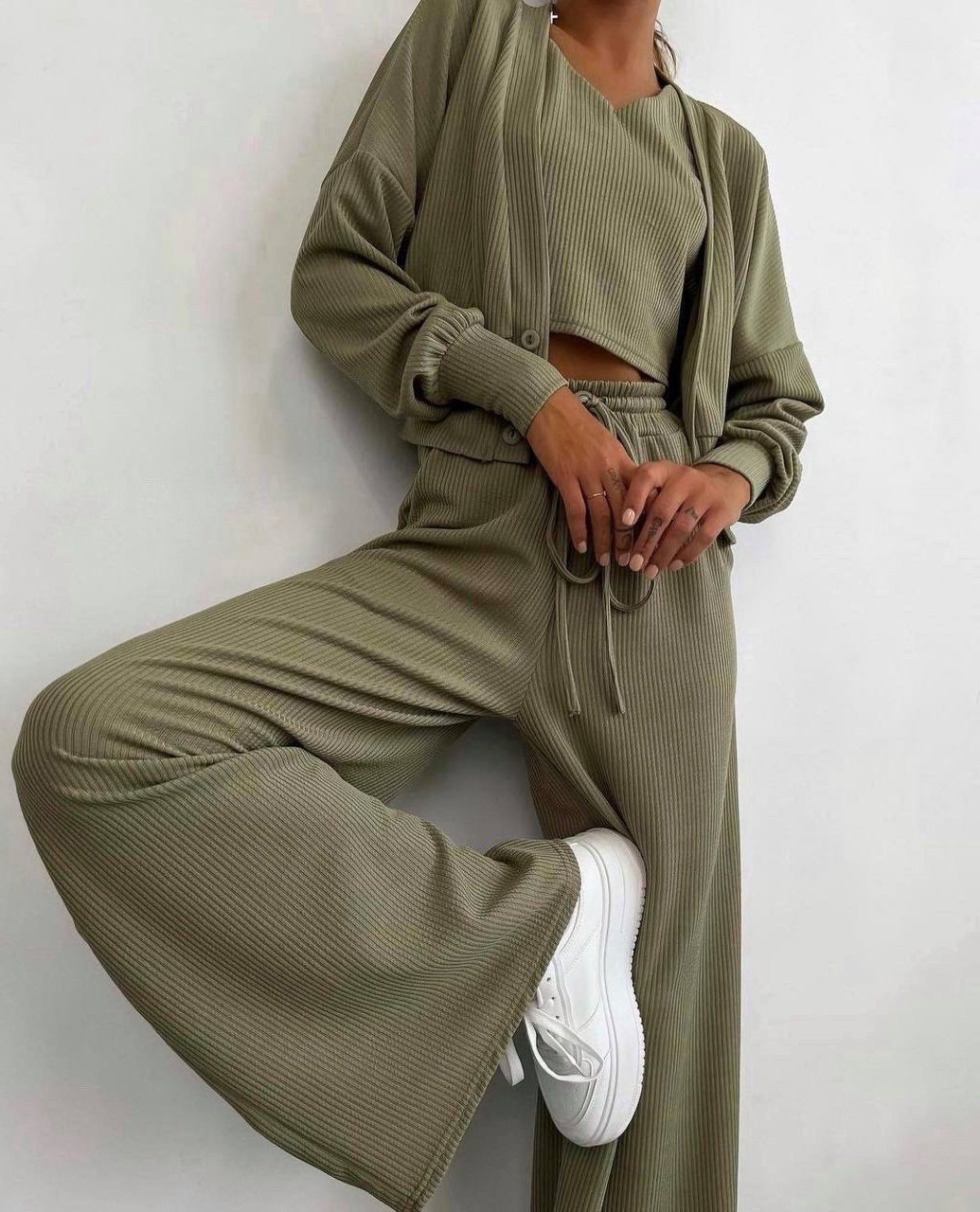 a4939eb9-8bb1-11ef-8620-dee18ff4e8c0_0