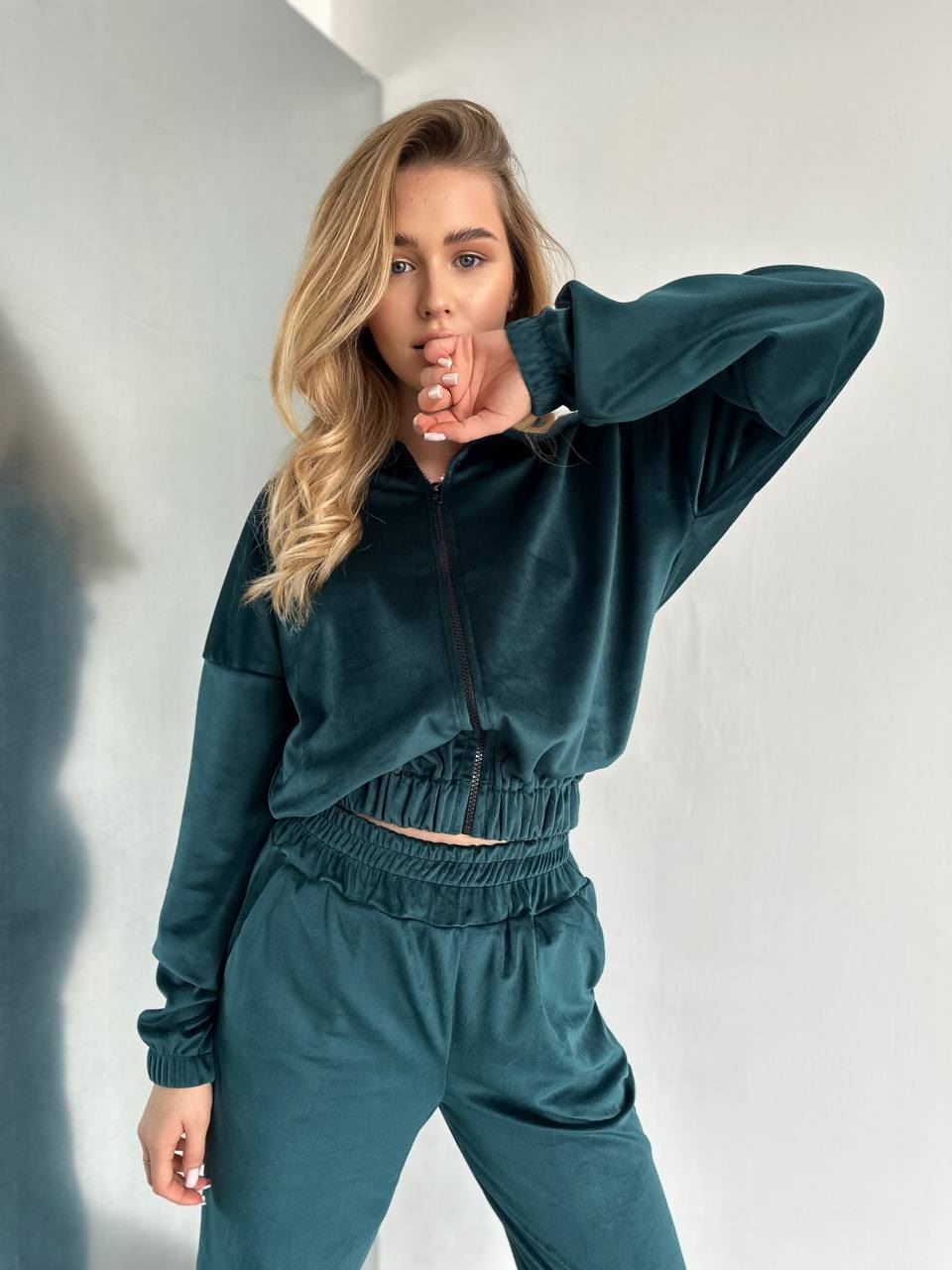 a8ec8a10-d0eb-11ee-ad4f-166b0be12ee5_1