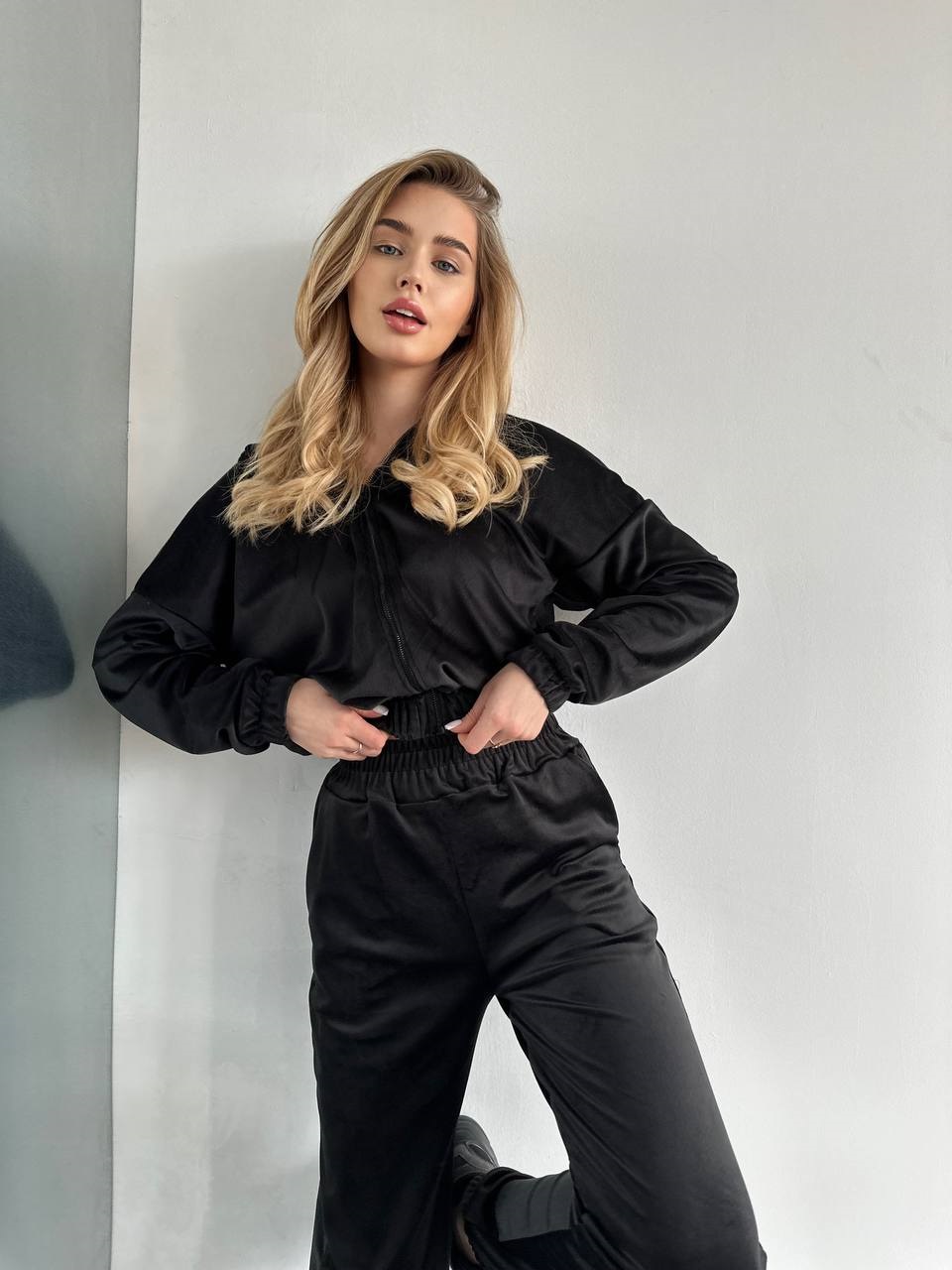 a8ec8a1a-d0eb-11ee-ad4f-166b0be12ee5_1