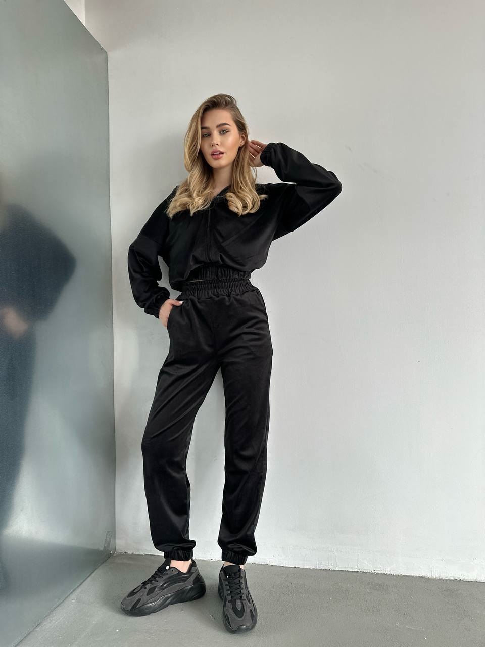 a8ec8a1a-d0eb-11ee-ad4f-166b0be12ee5_2