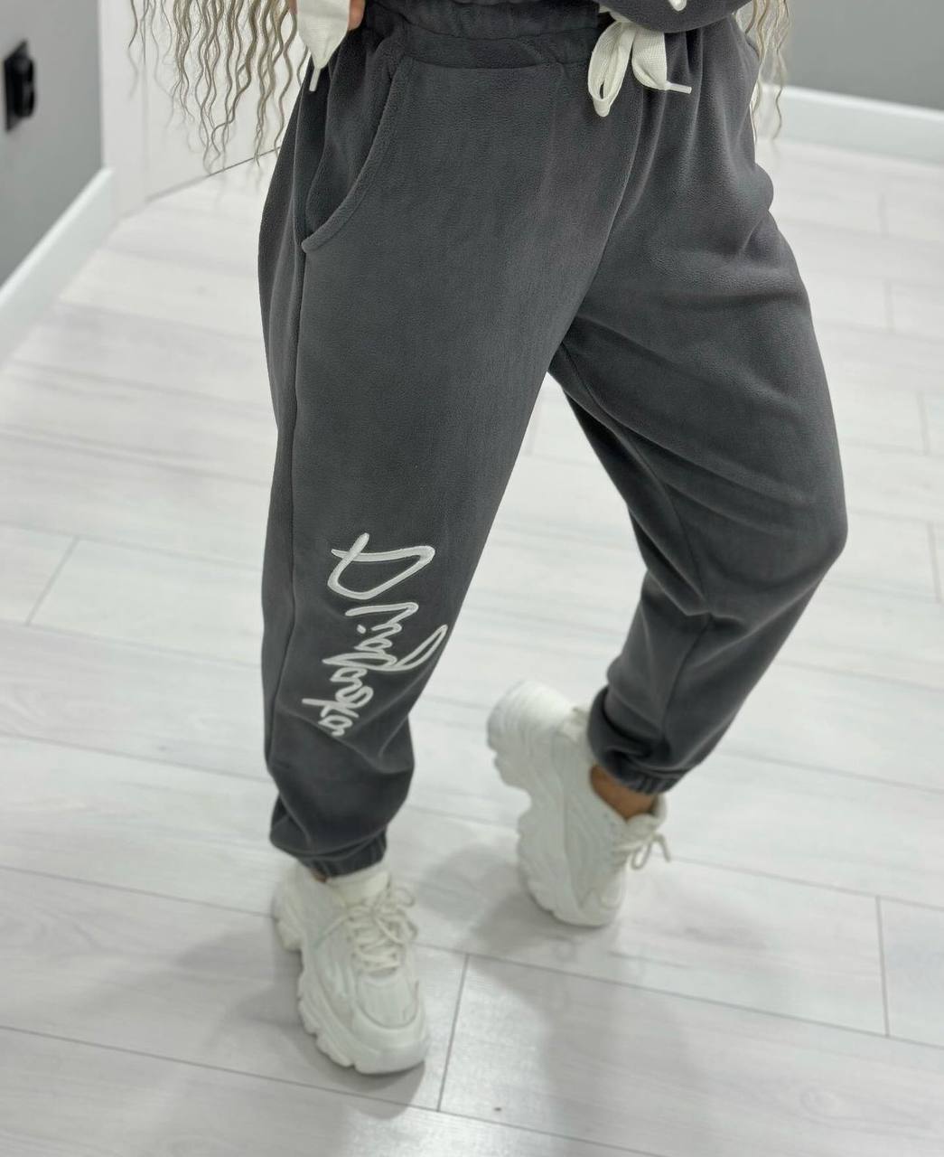 ac2cb88e-43c3-11f0-8622-dee18ff4e8c0_2