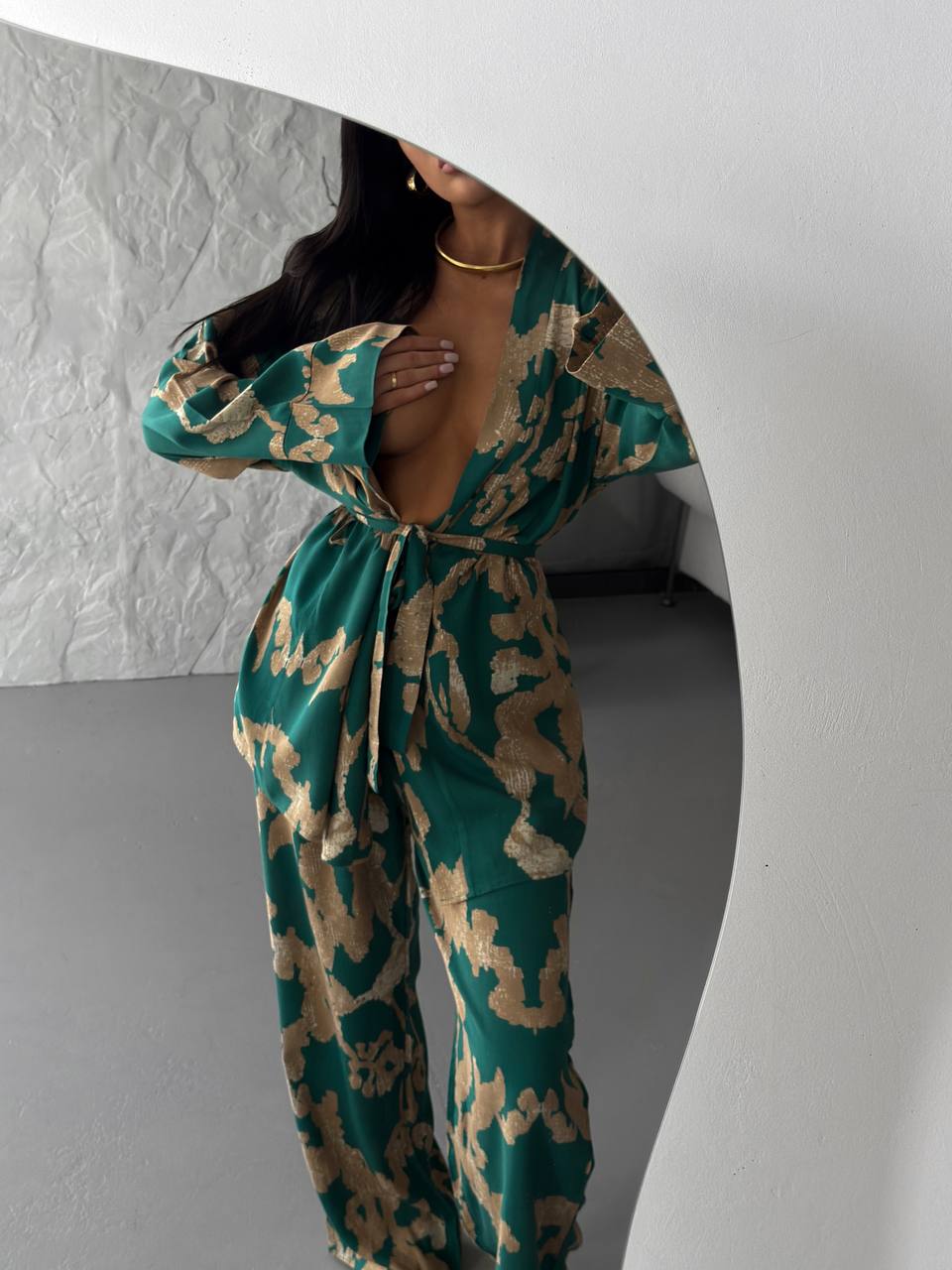 adc1f853-2602-11f0-8622-dee18ff4e8c0_1