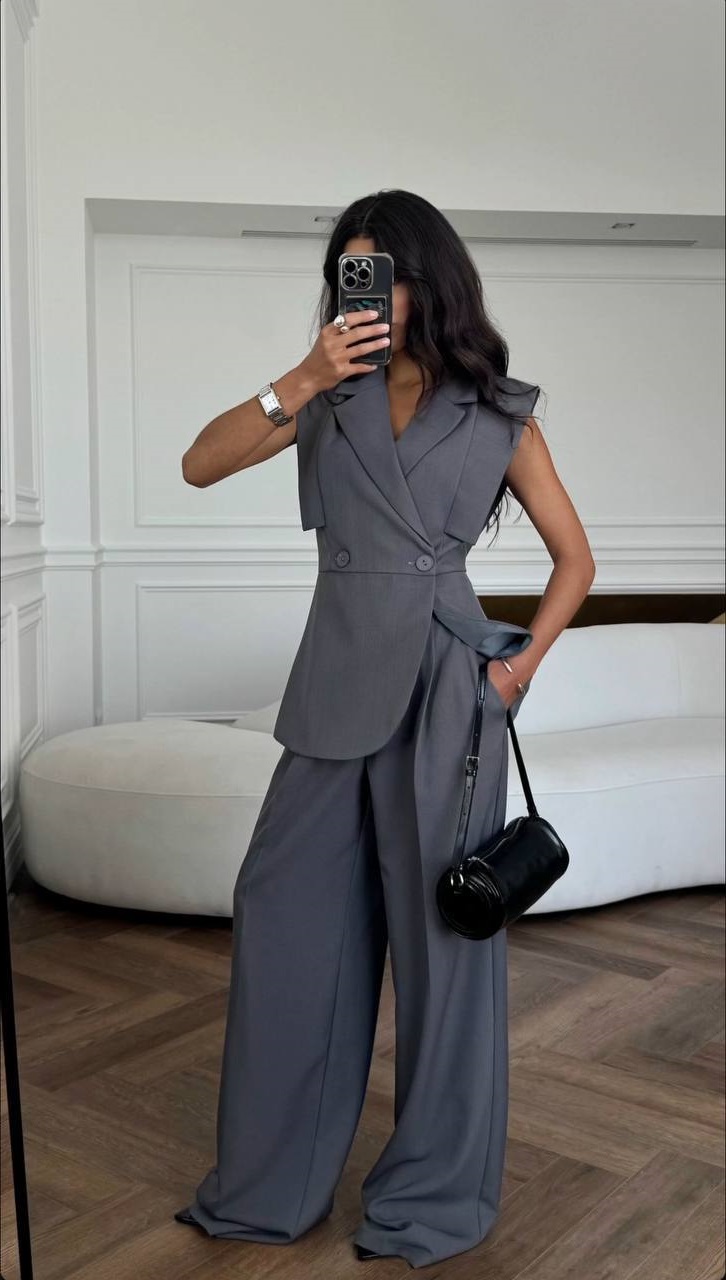 ae4499cc-73c0-11f0-8624-dee18ff4e8c0_1