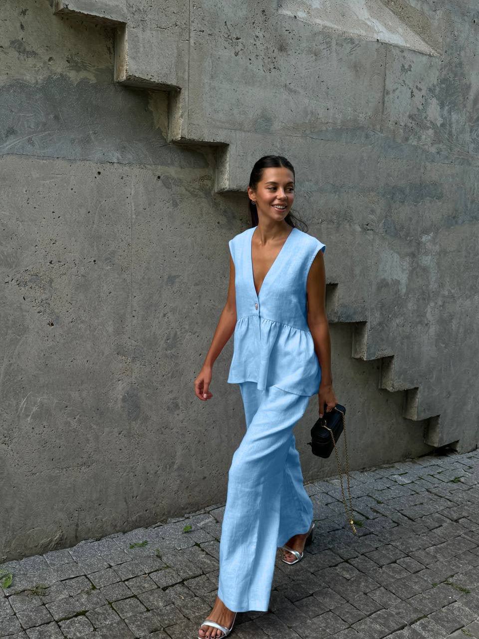 ae5bb402-0c27-11f0-8621-dee18ff4e8c0_0