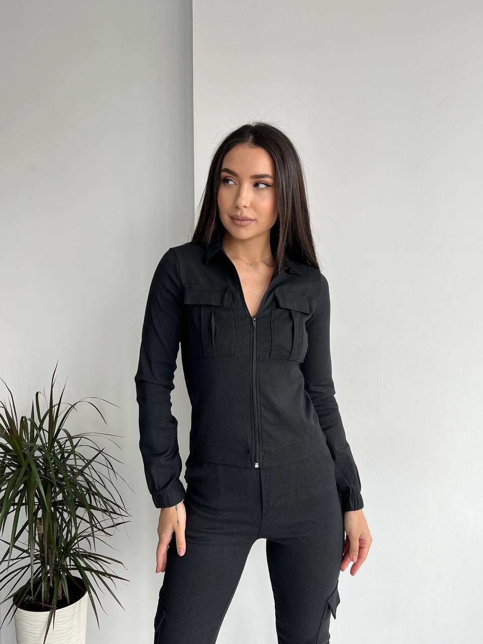 af618524-19e1-11ee-ad00-166b0be12ee5_1