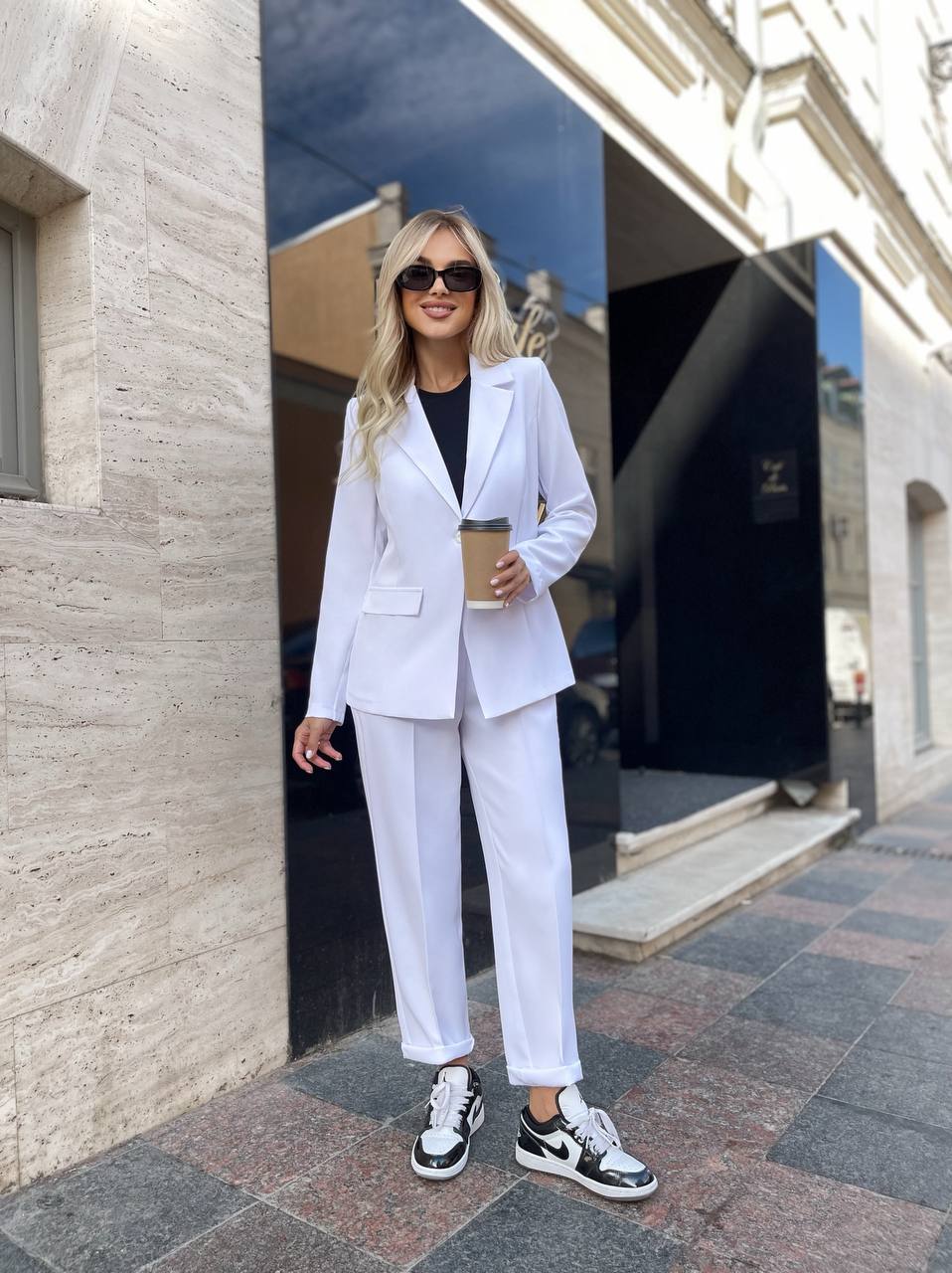 af877665-e8b2-11ef-8621-dee18ff4e8c0_2