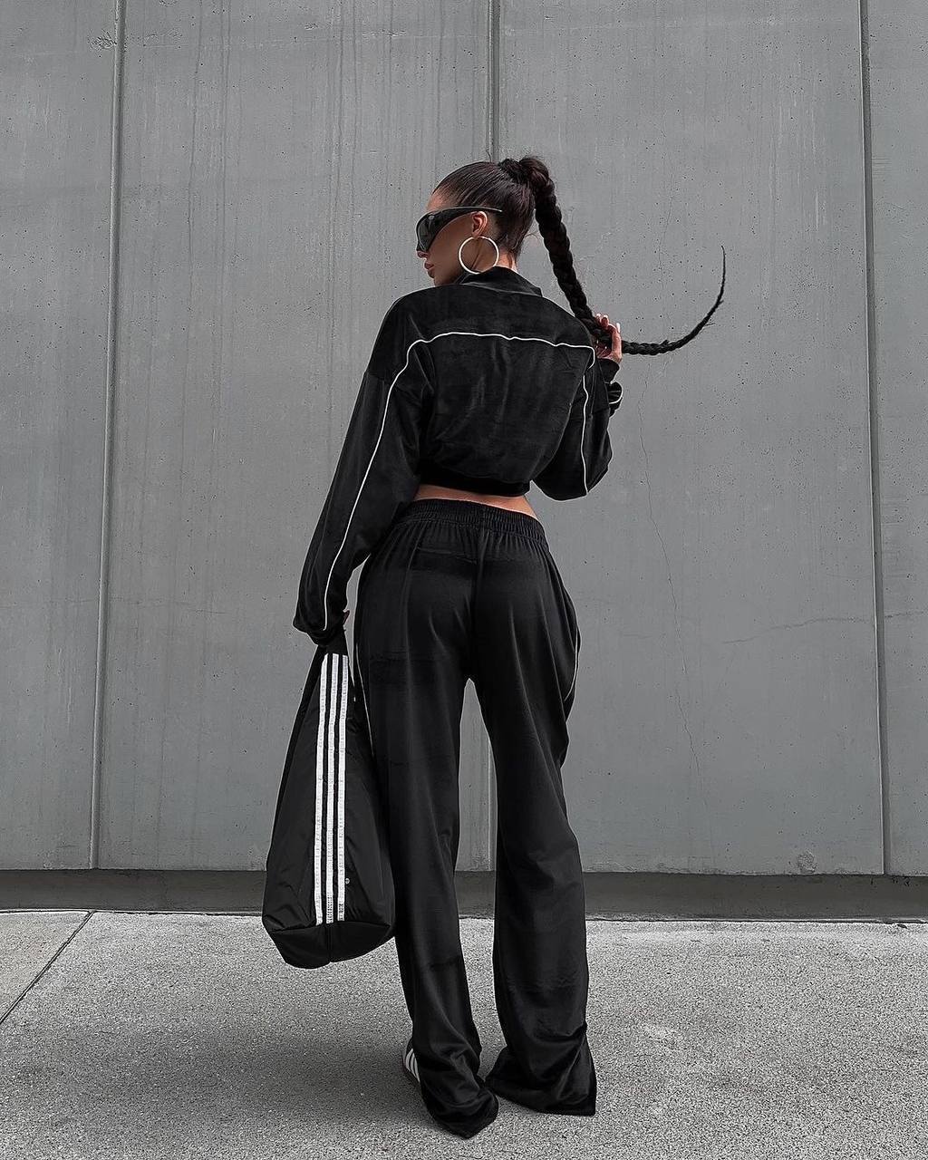 b0065c19-d8f7-11ef-8621-dee18ff4e8c0_1