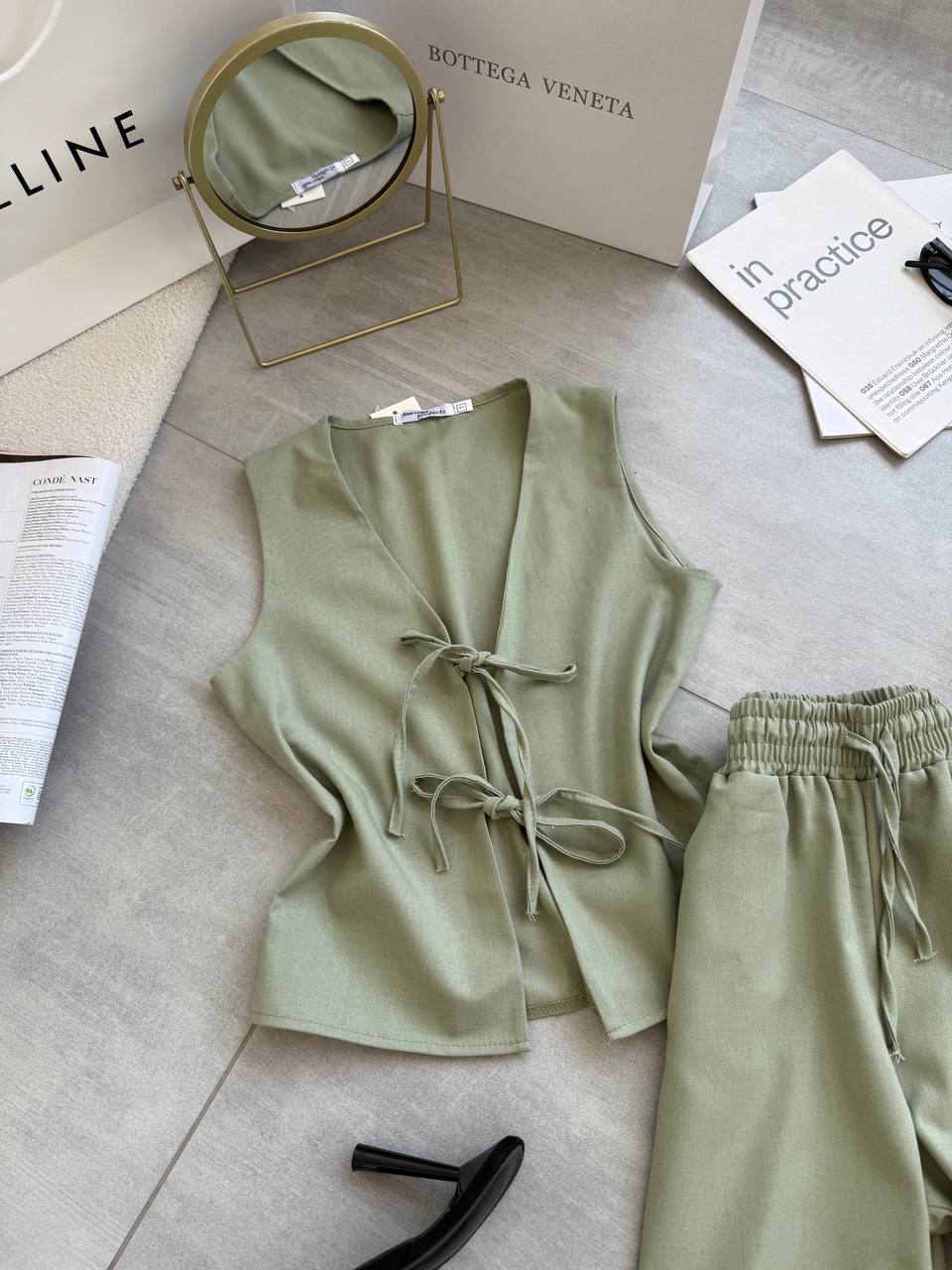 b0955025-4549-11f0-8622-dee18ff4e8c0_1