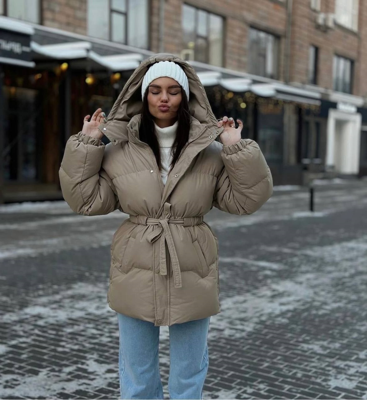 b0ba24f9-6609-11ef-861f-dee18ff4e8c0_2