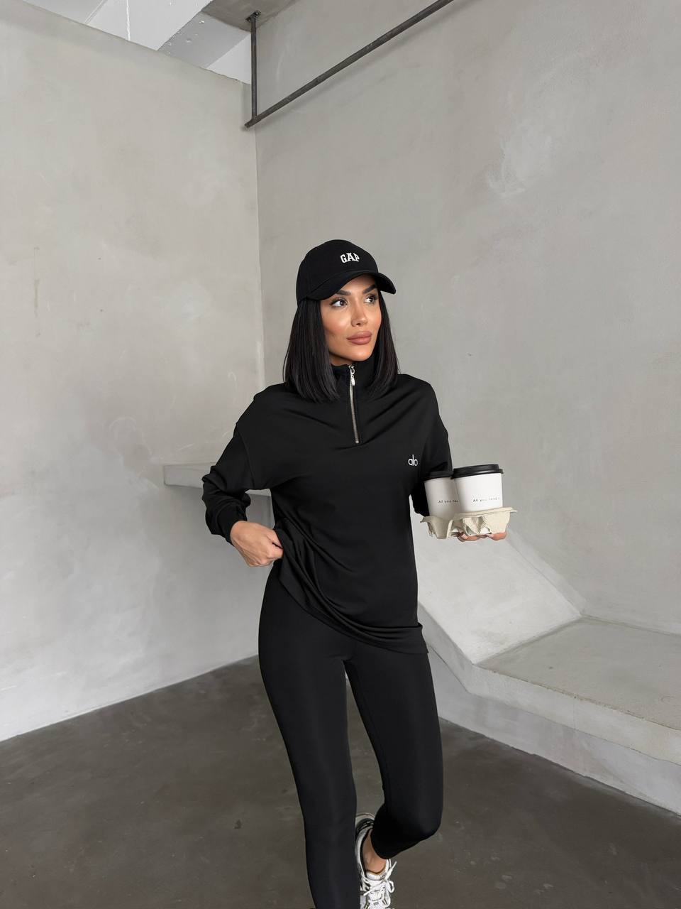 b10309e4-efb2-11ef-8621-dee18ff4e8c0_1