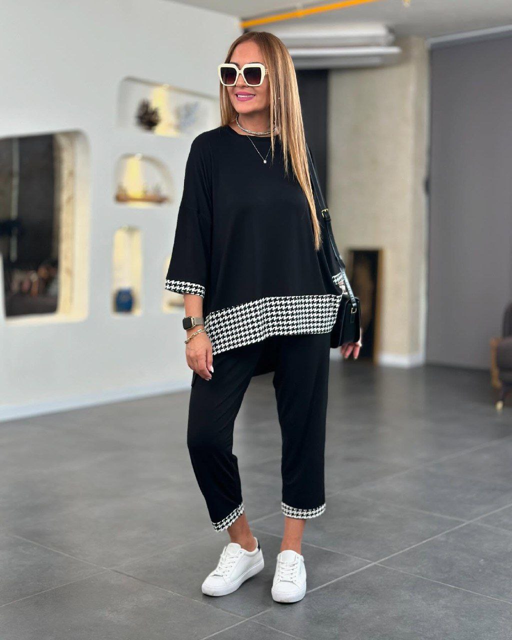 b1af6ff8-118b-11f0-8621-dee18ff4e8c0_0