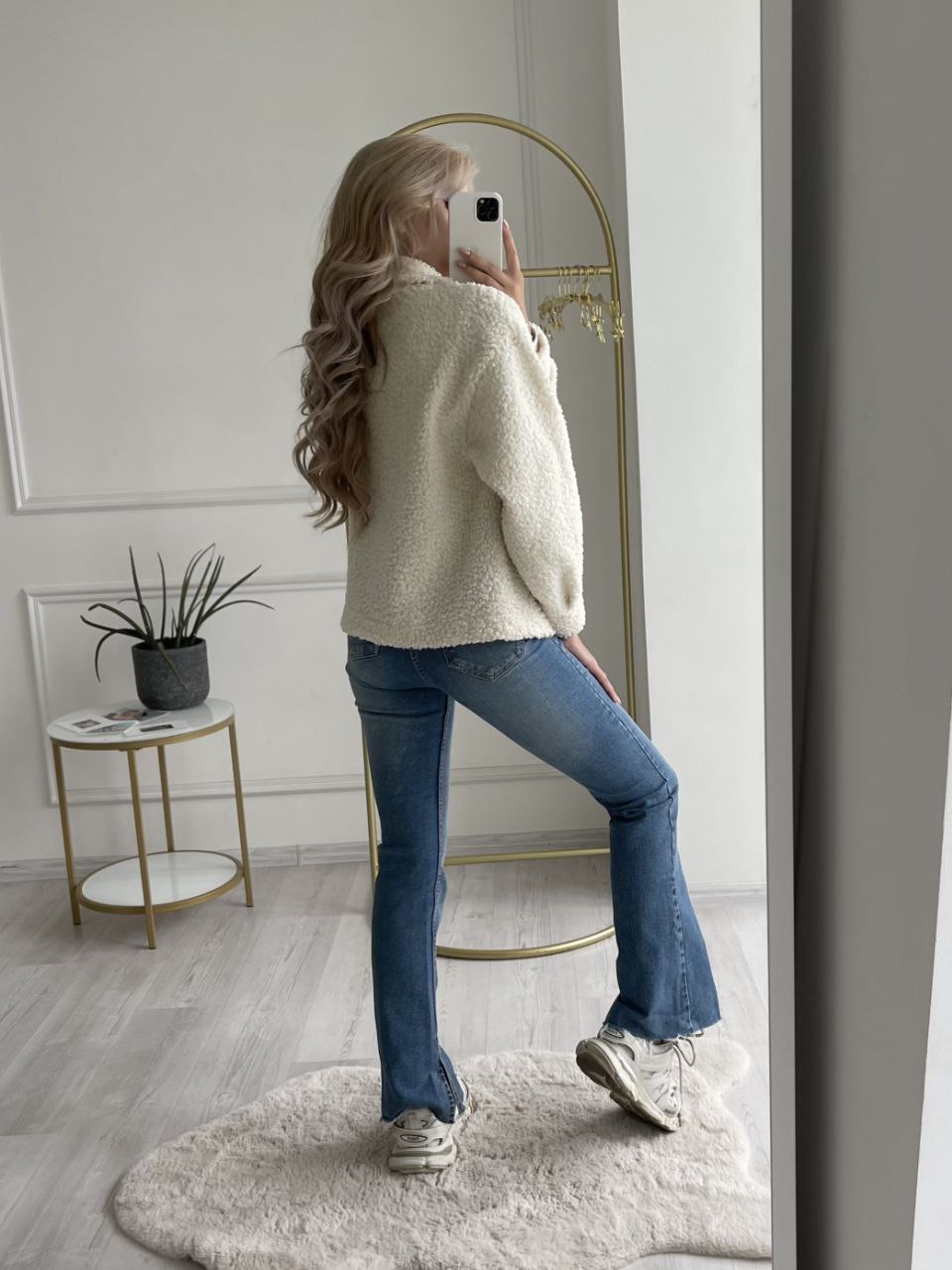 b3125b51-74c5-11ee-ad2c-166b0be12ee5_2